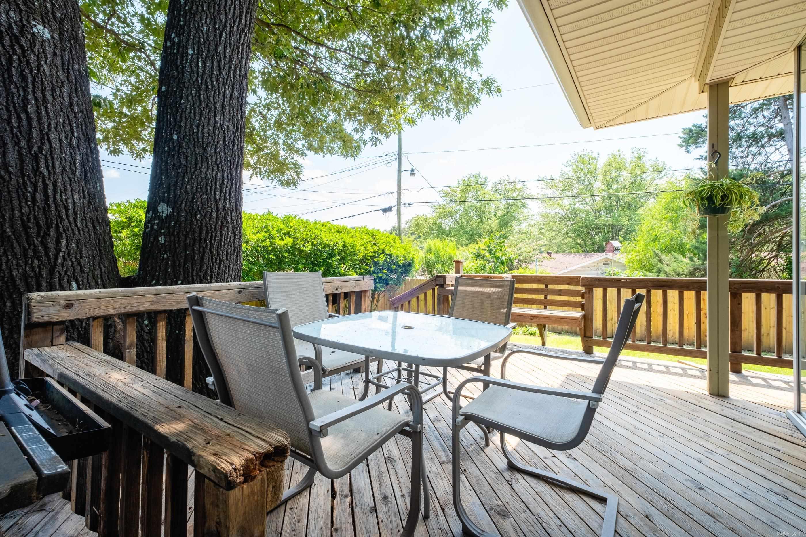 4509 Crestline Drive