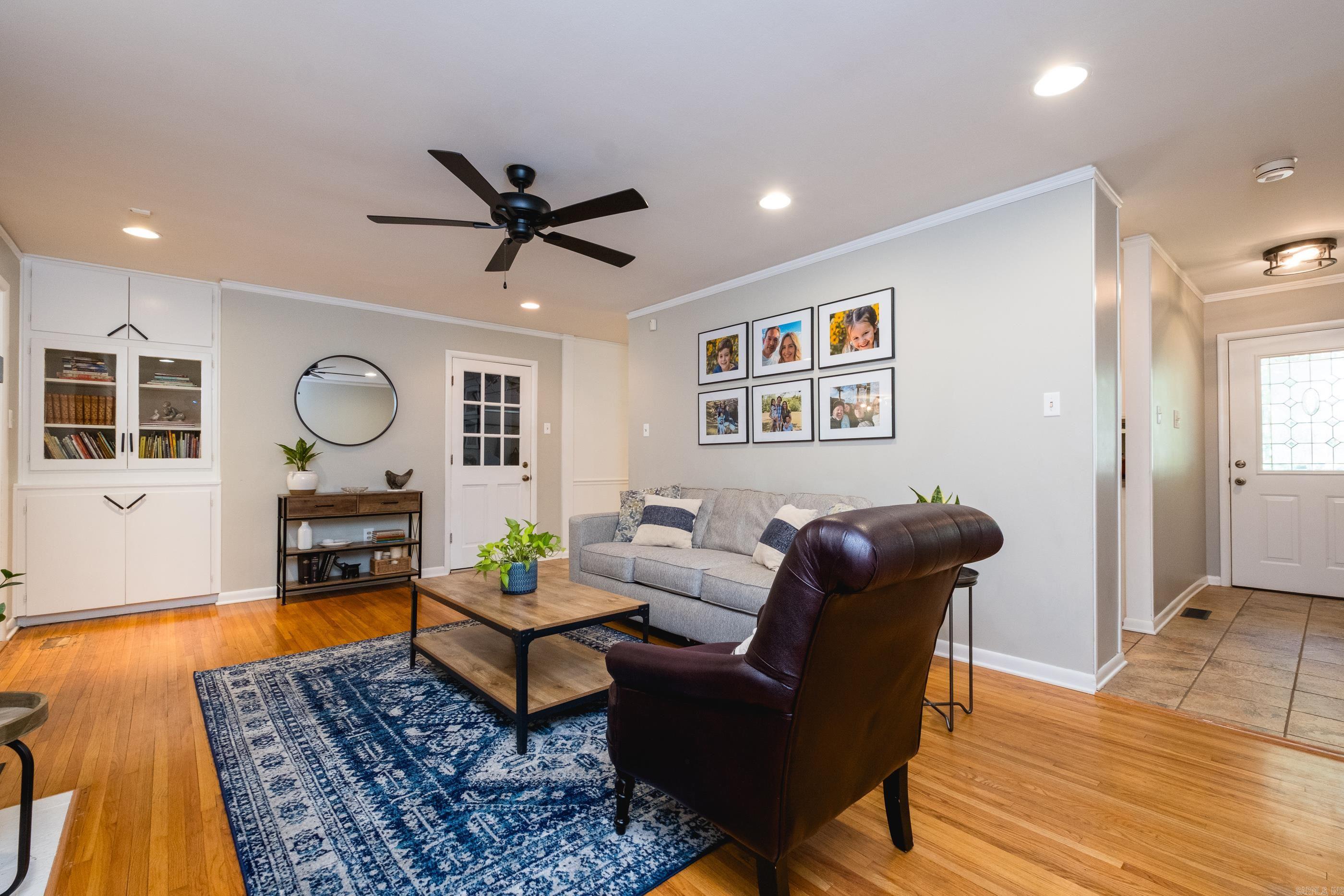 4509 Crestline Drive