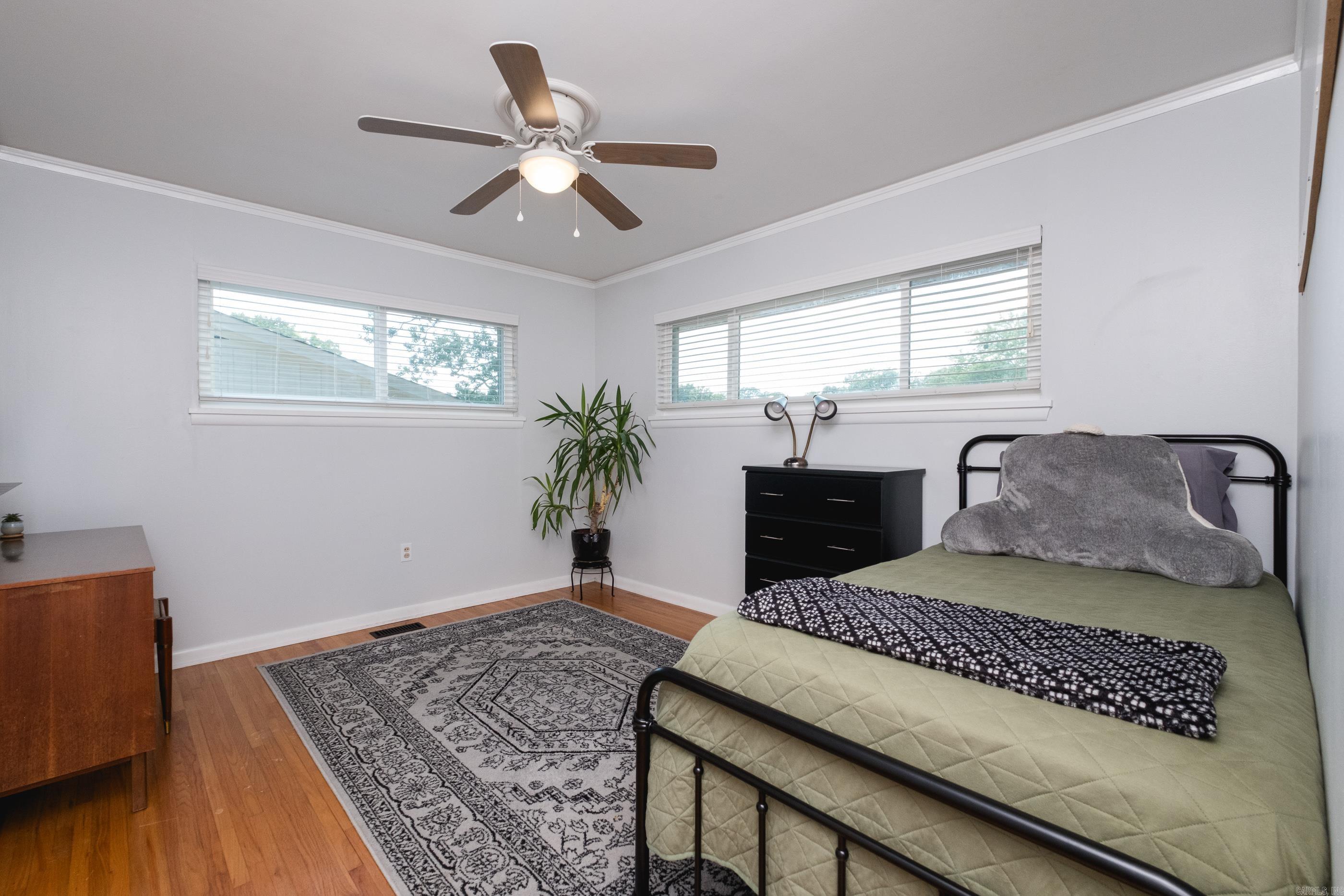 4509 Crestline Drive