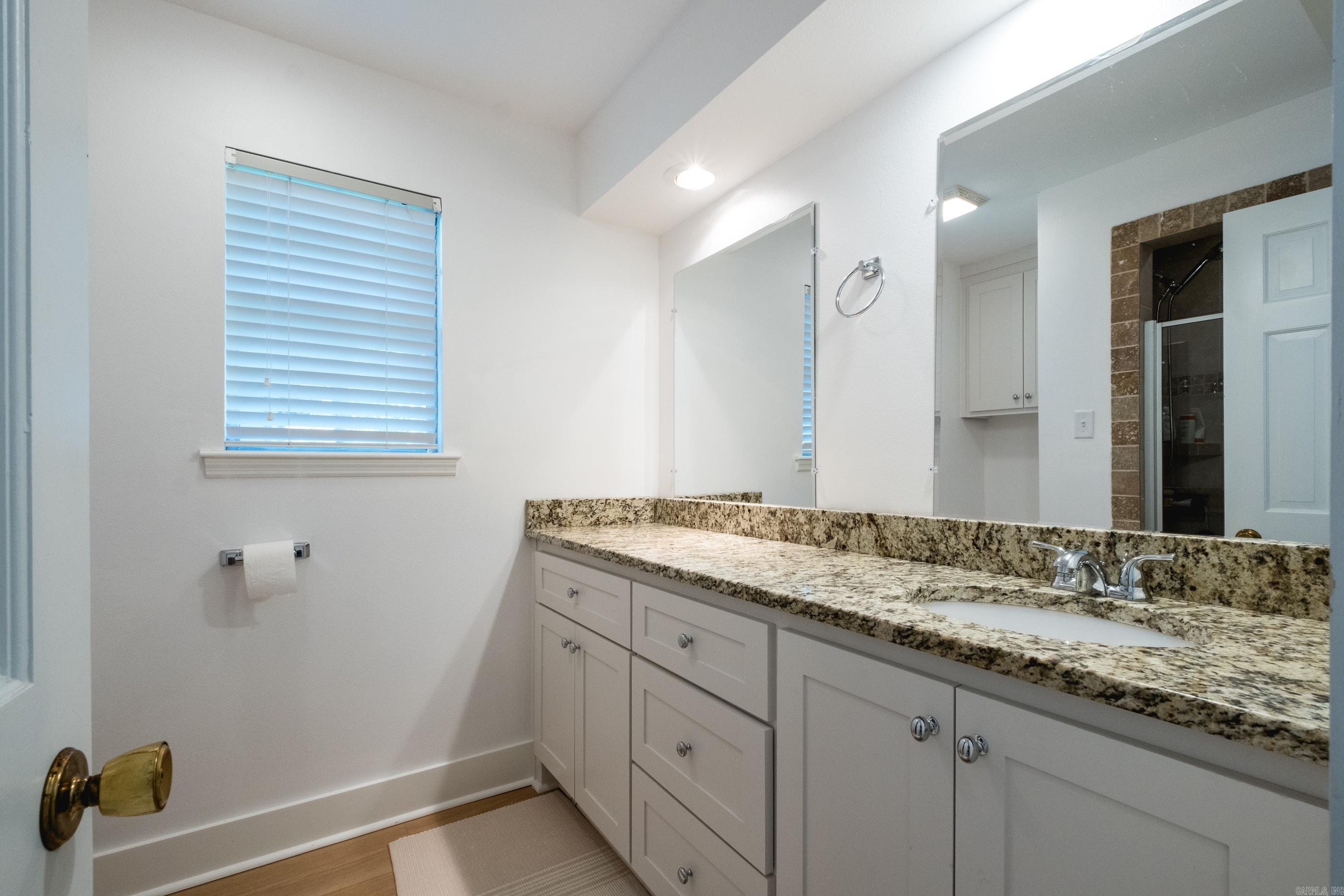 1003 Beacon Hill Cove