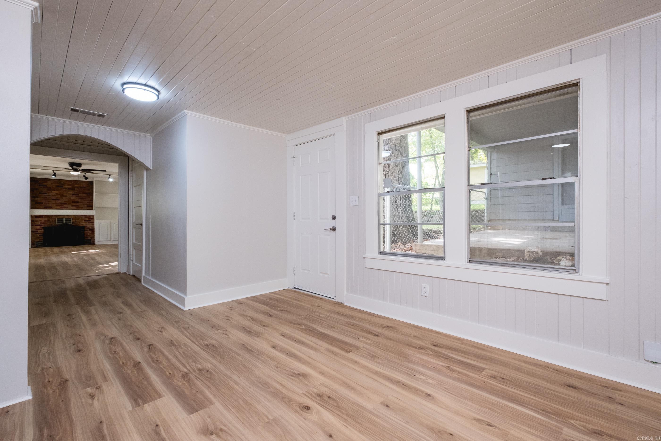 324 N Jackson Street