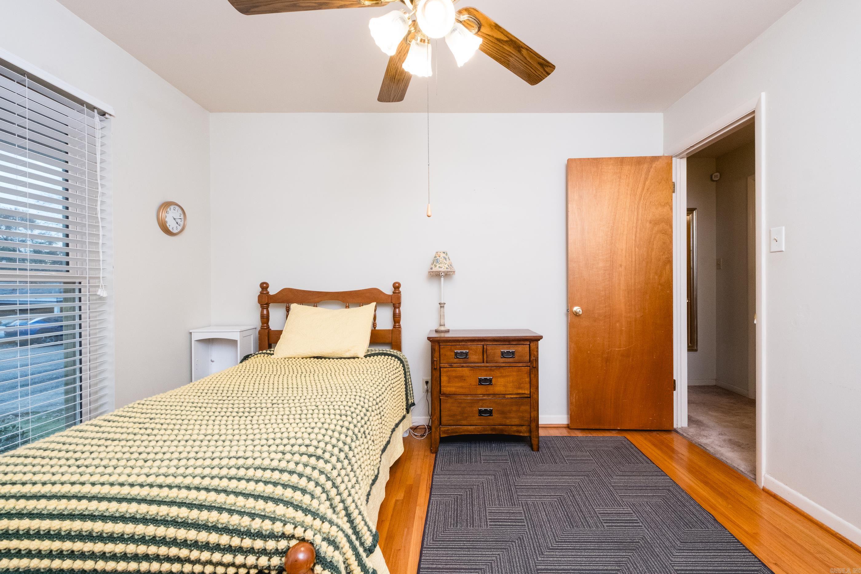 6804 Sandpiper Drive