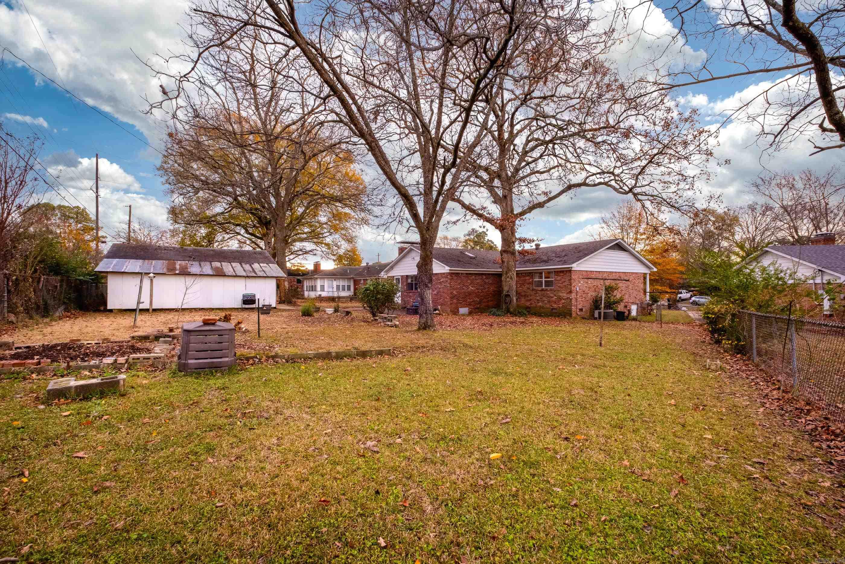 6804 Sandpiper Drive