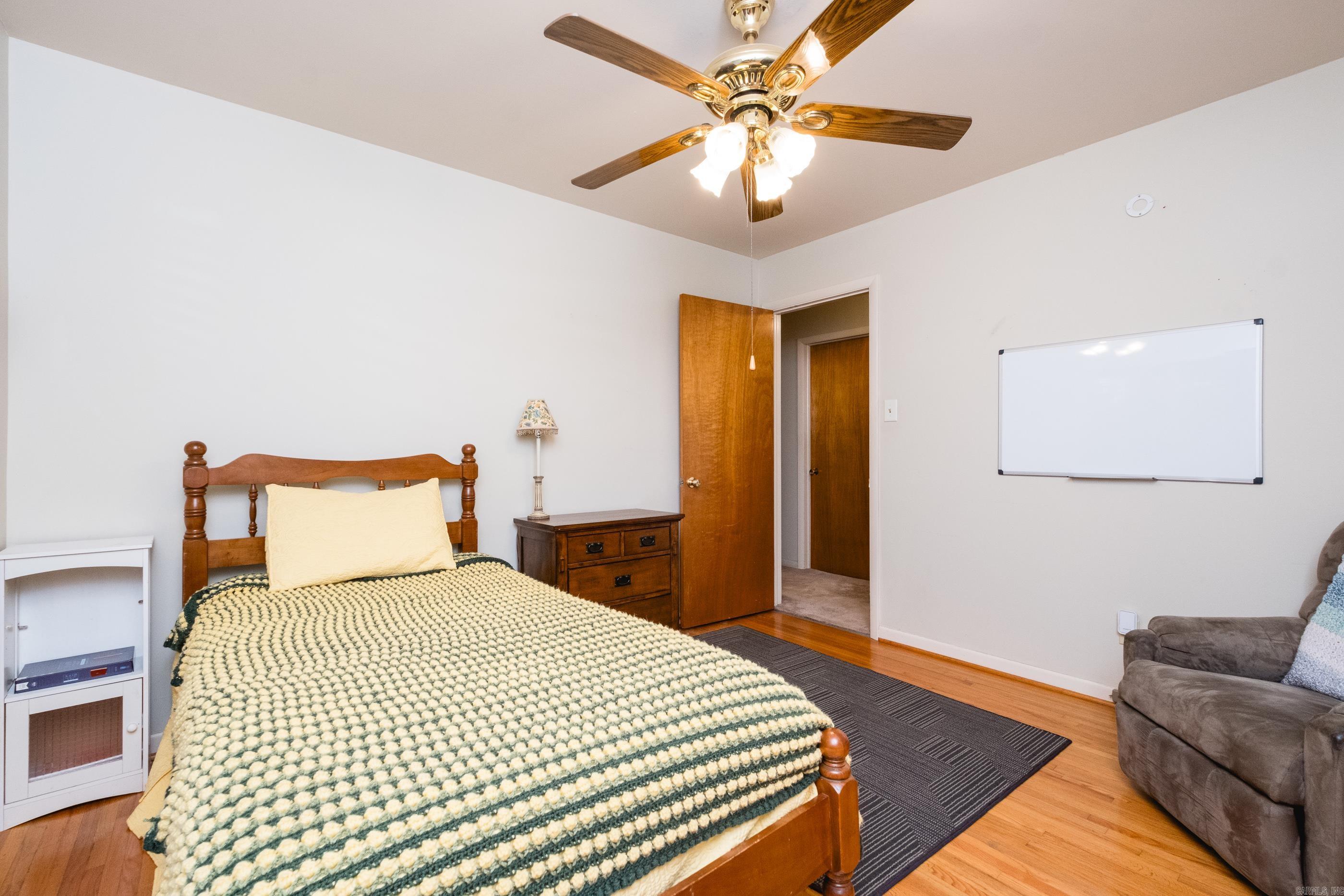 6804 Sandpiper Drive