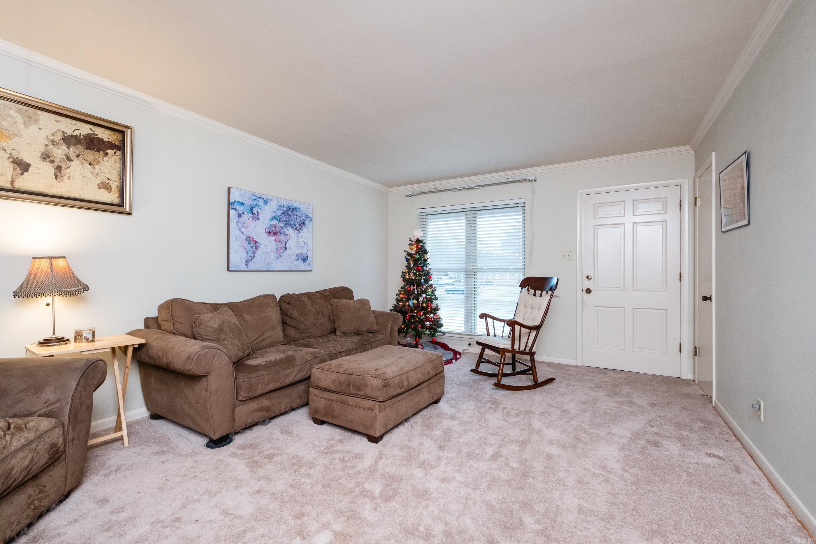 6804 Sandpiper Drive