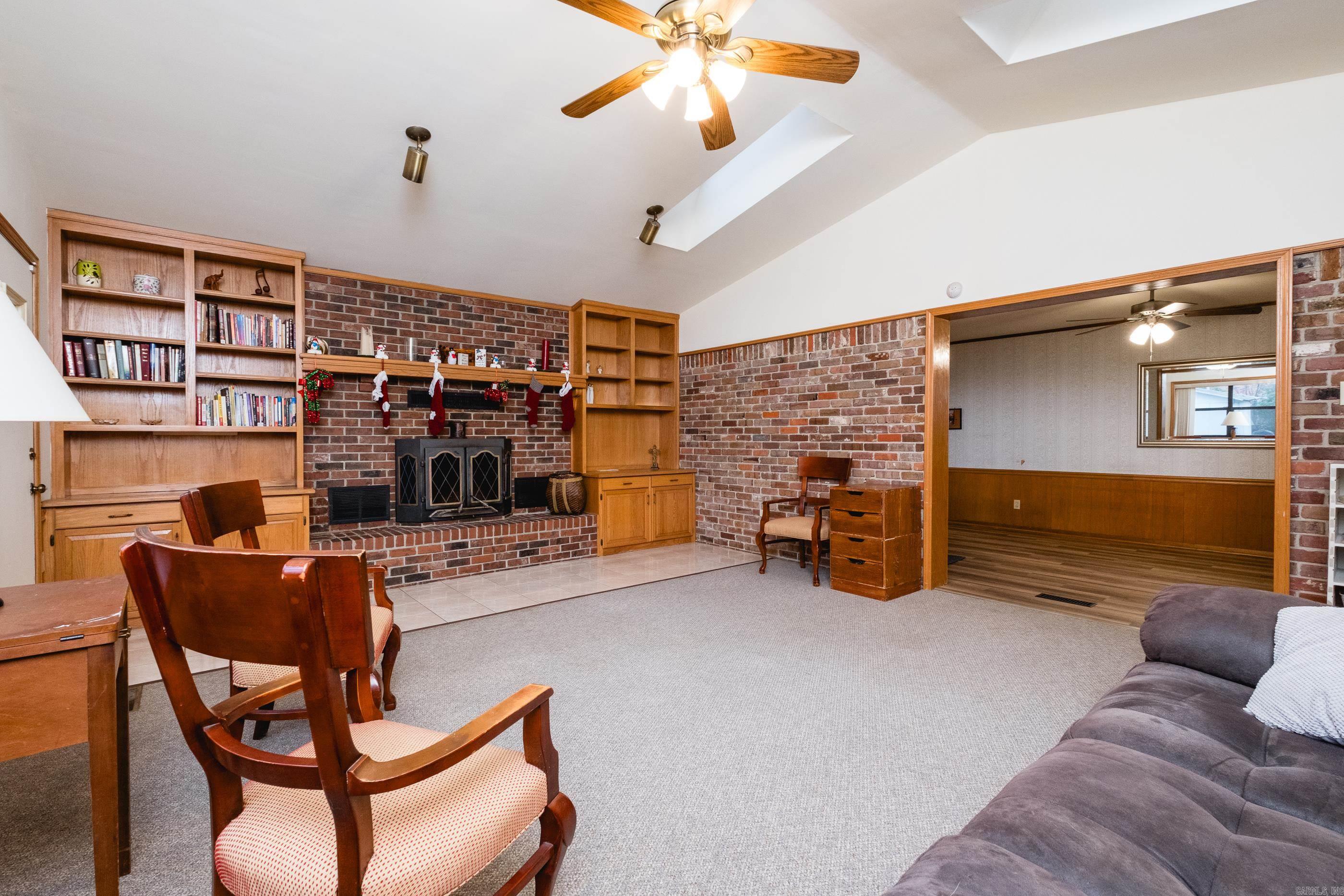 6804 Sandpiper Drive