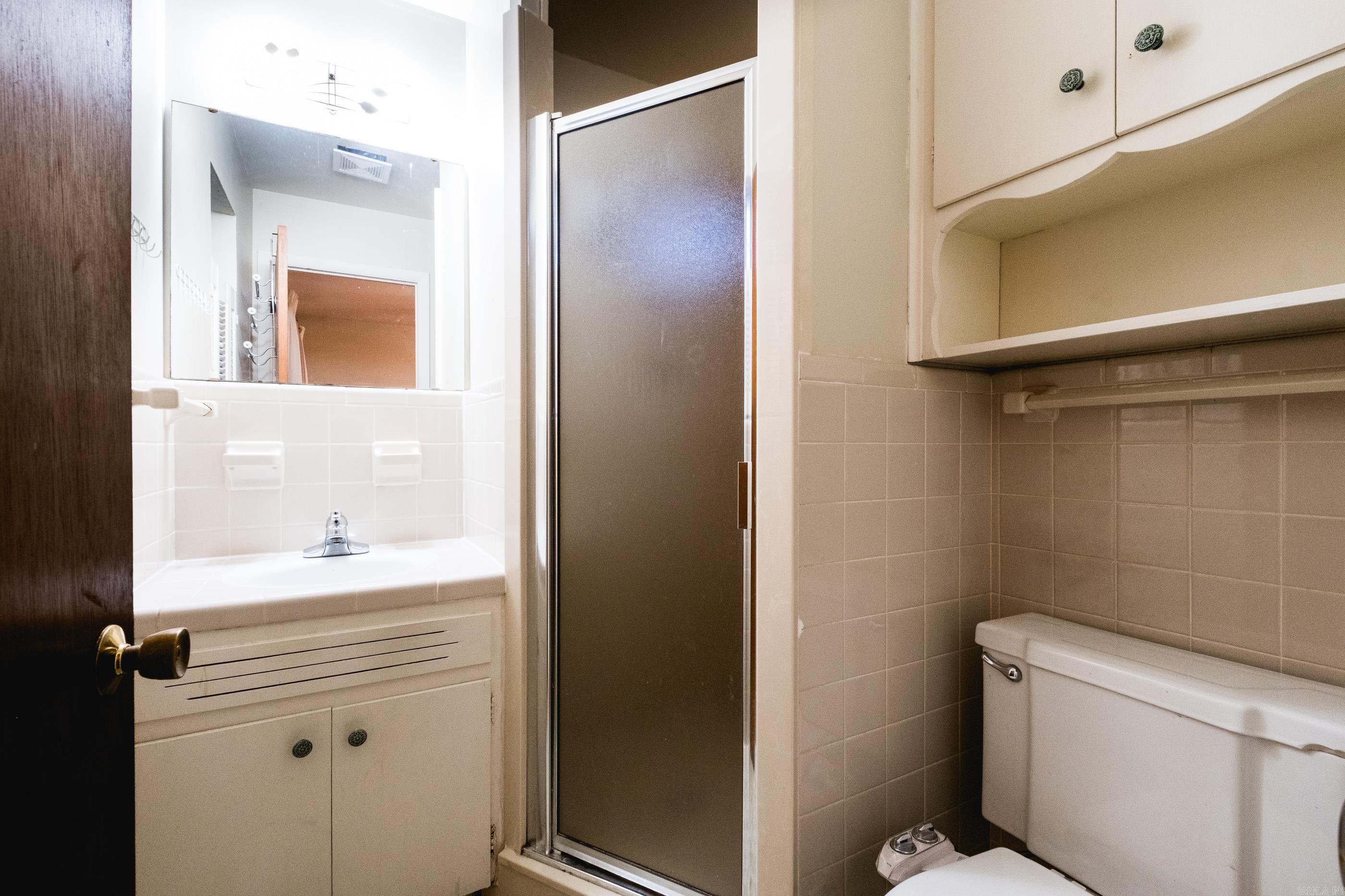 6804 Sandpiper Drive