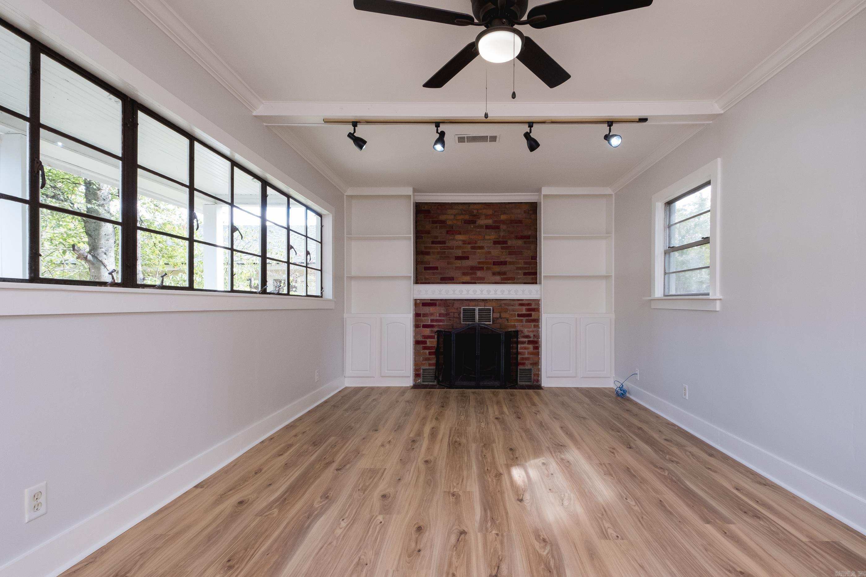 324 N Jackson Street