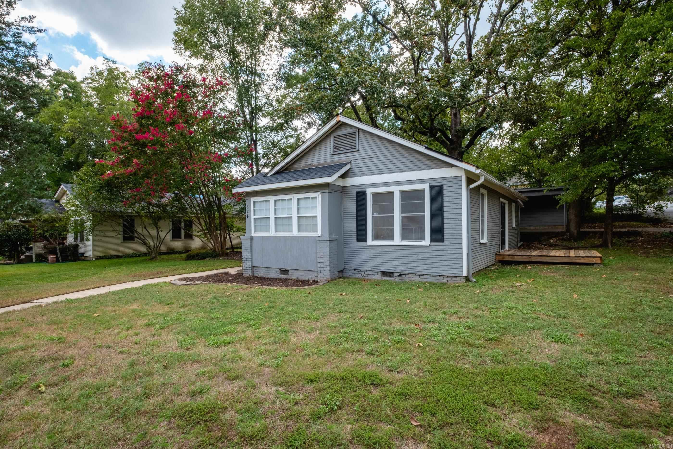 324 N Jackson Street