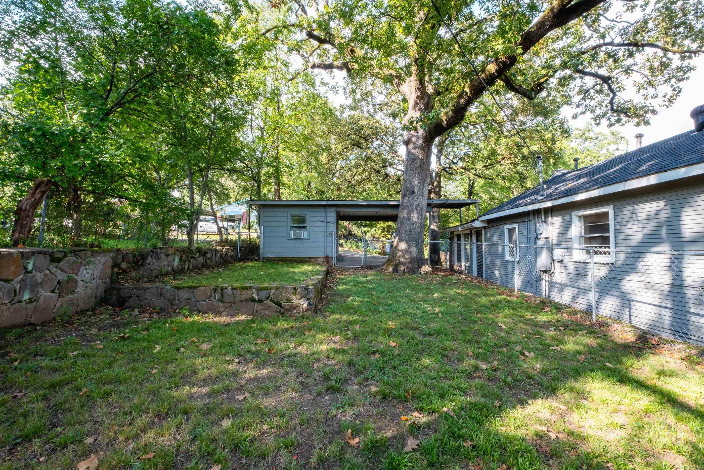 324 N Jackson Street