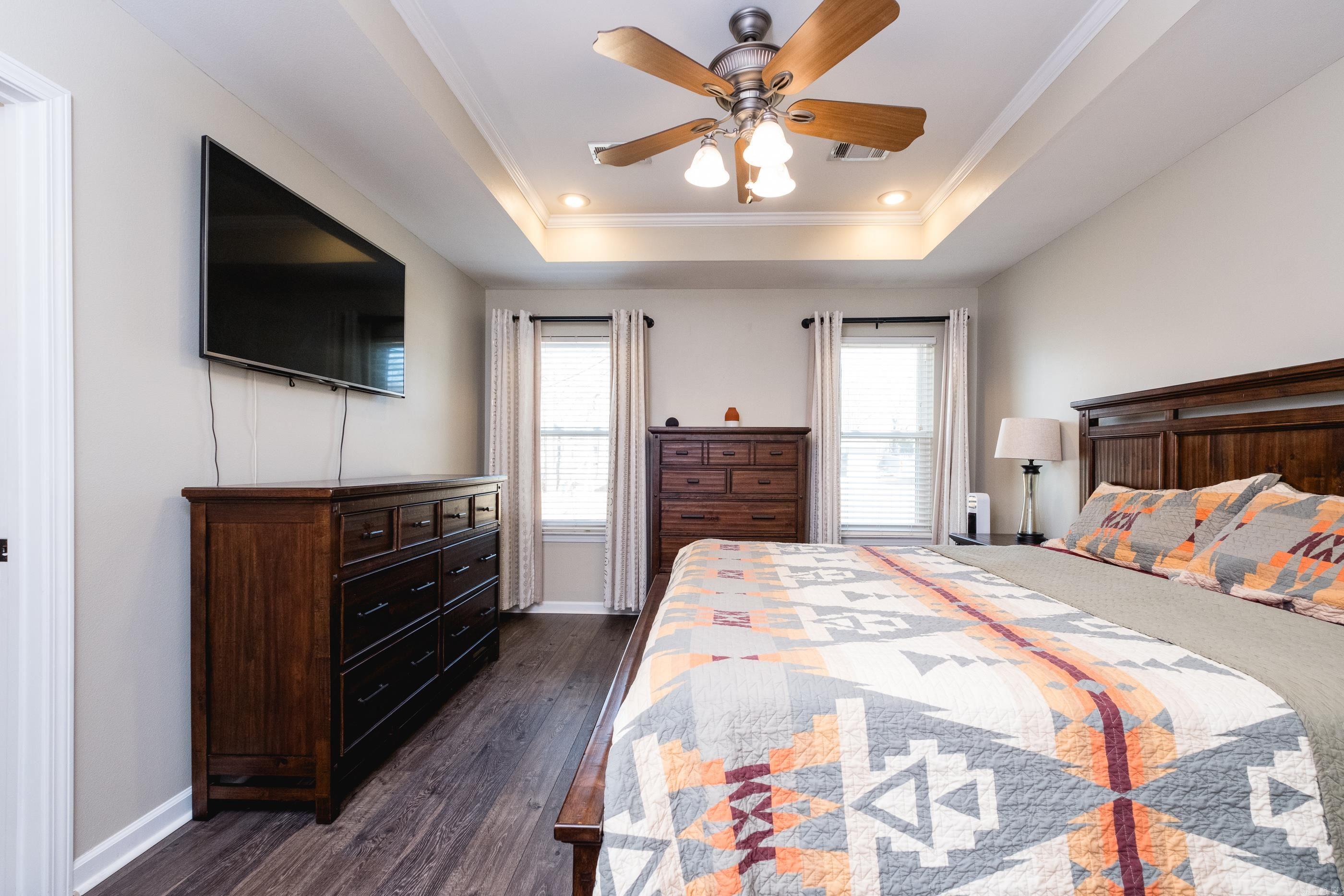 213 Greenwood Avenue