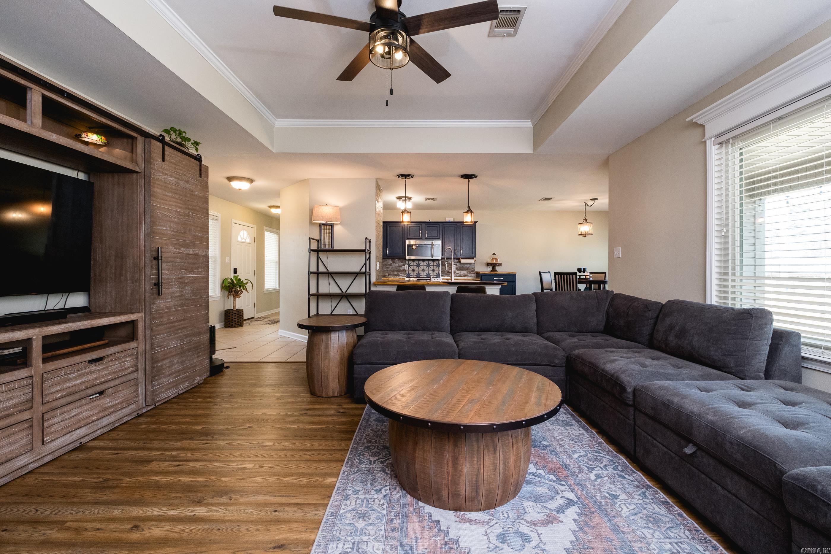 213 Greenwood Avenue