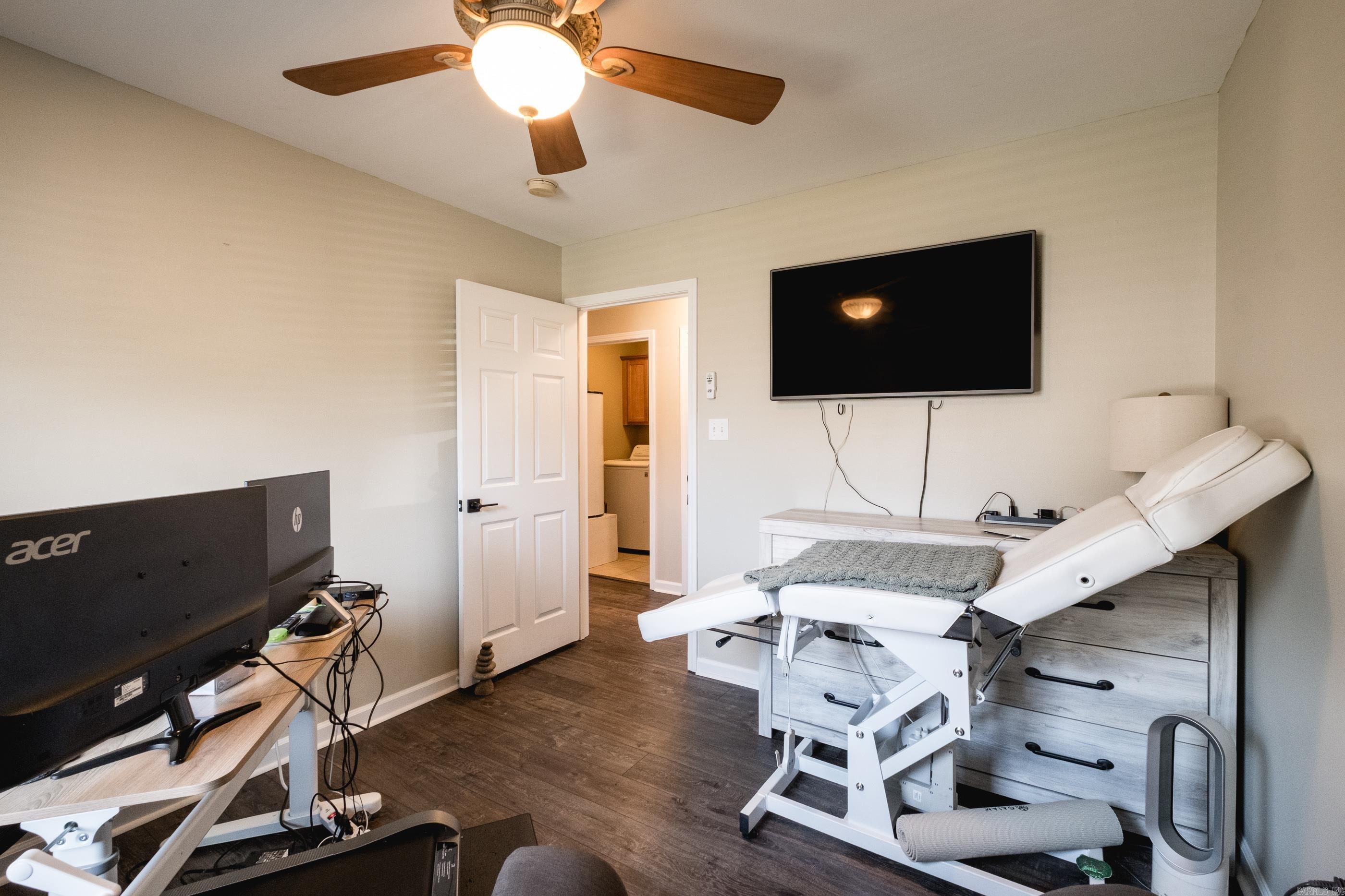 213 Greenwood Avenue