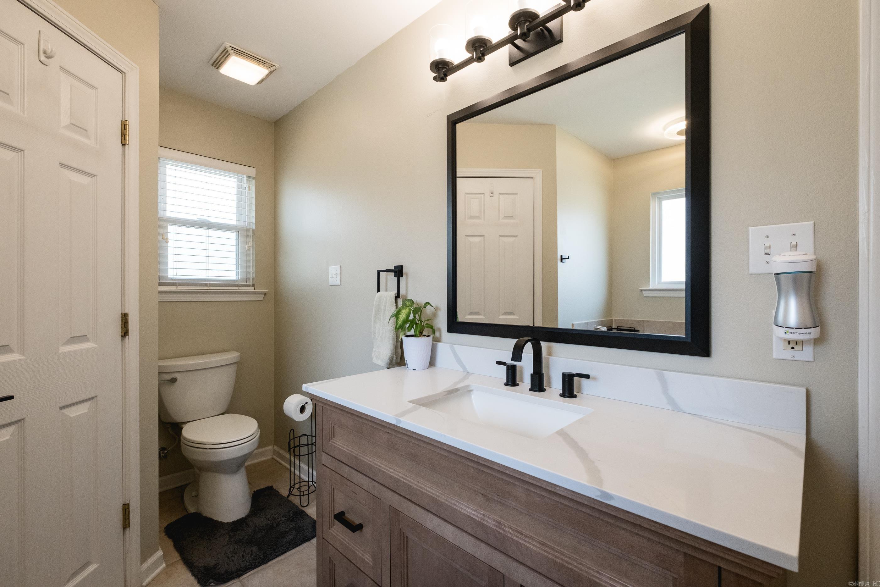 213 Greenwood Avenue