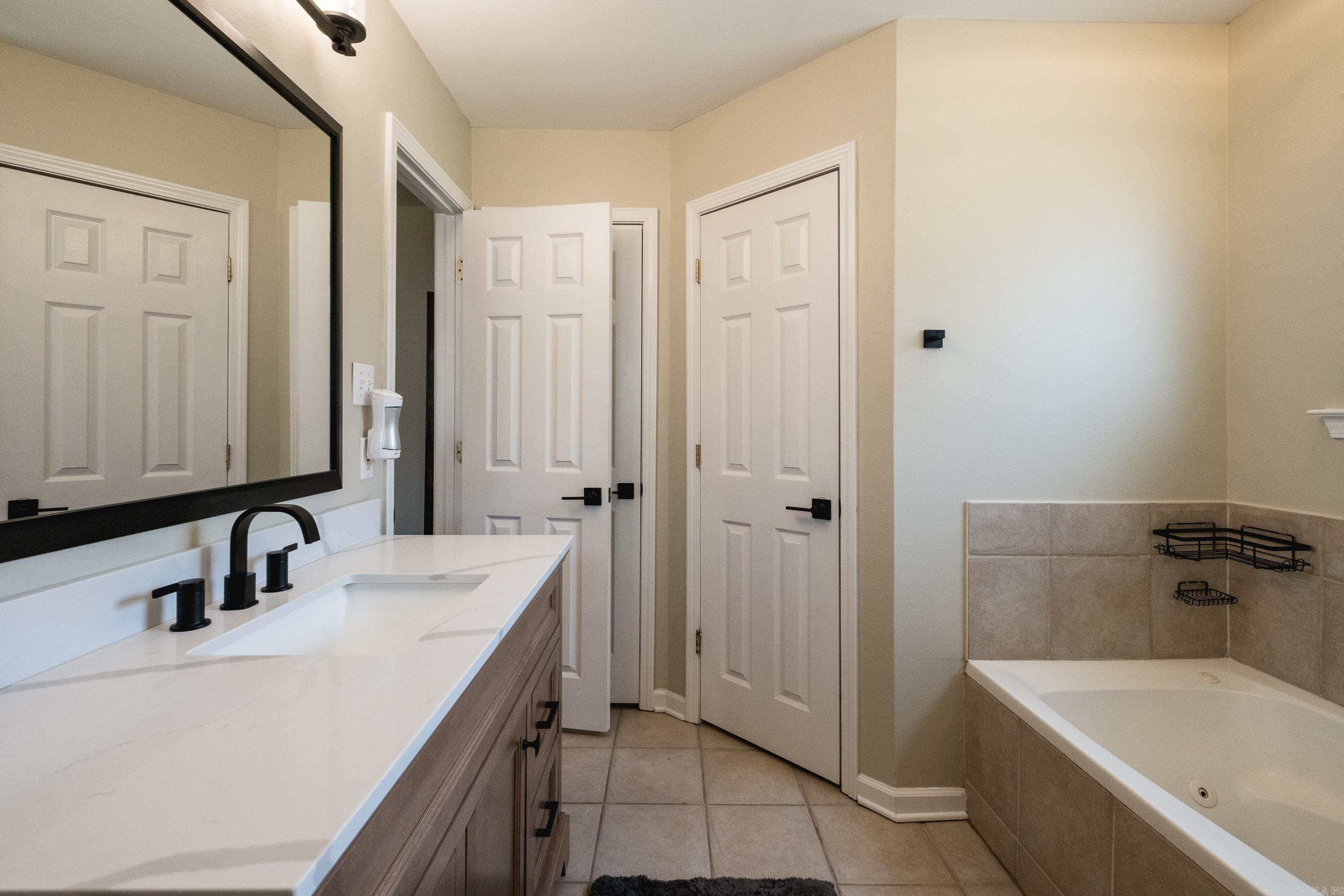 213 Greenwood Avenue