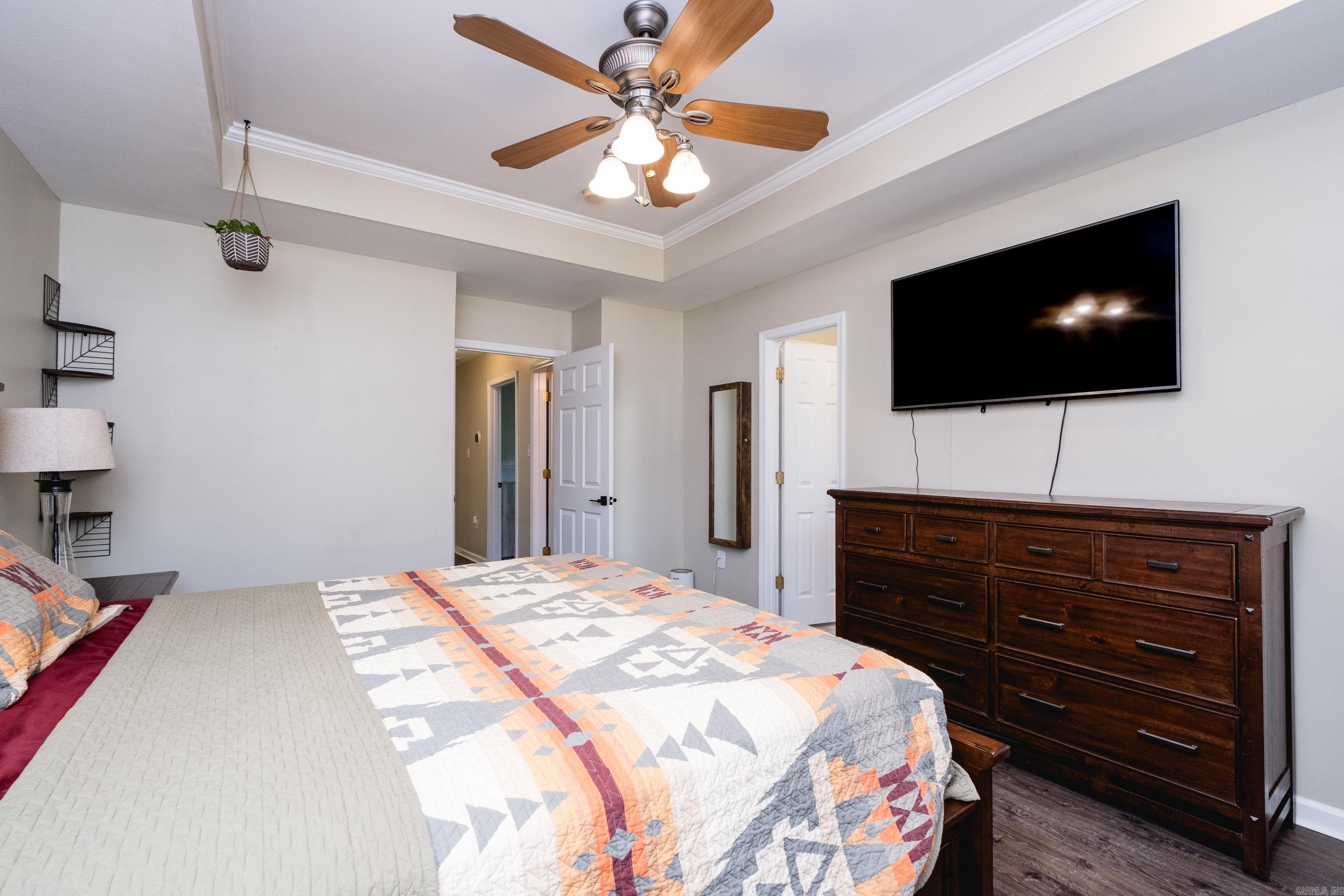 213 Greenwood Avenue