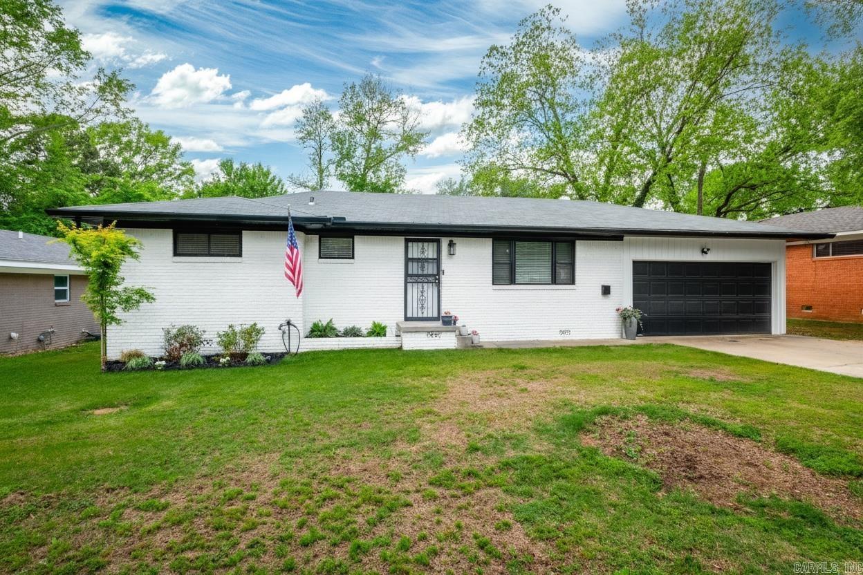 308 Cherokee Circle