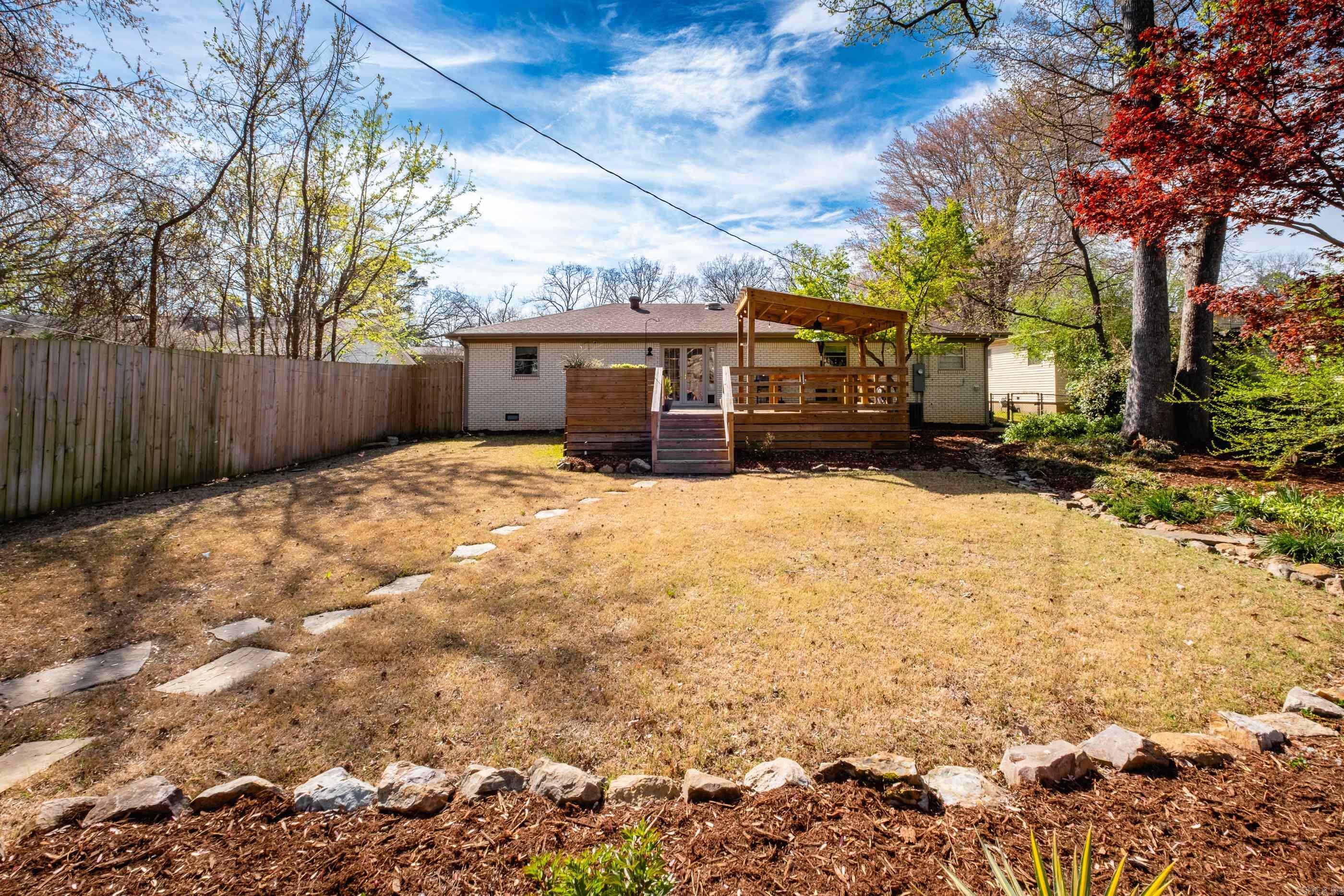 319 Poinsetta Drive