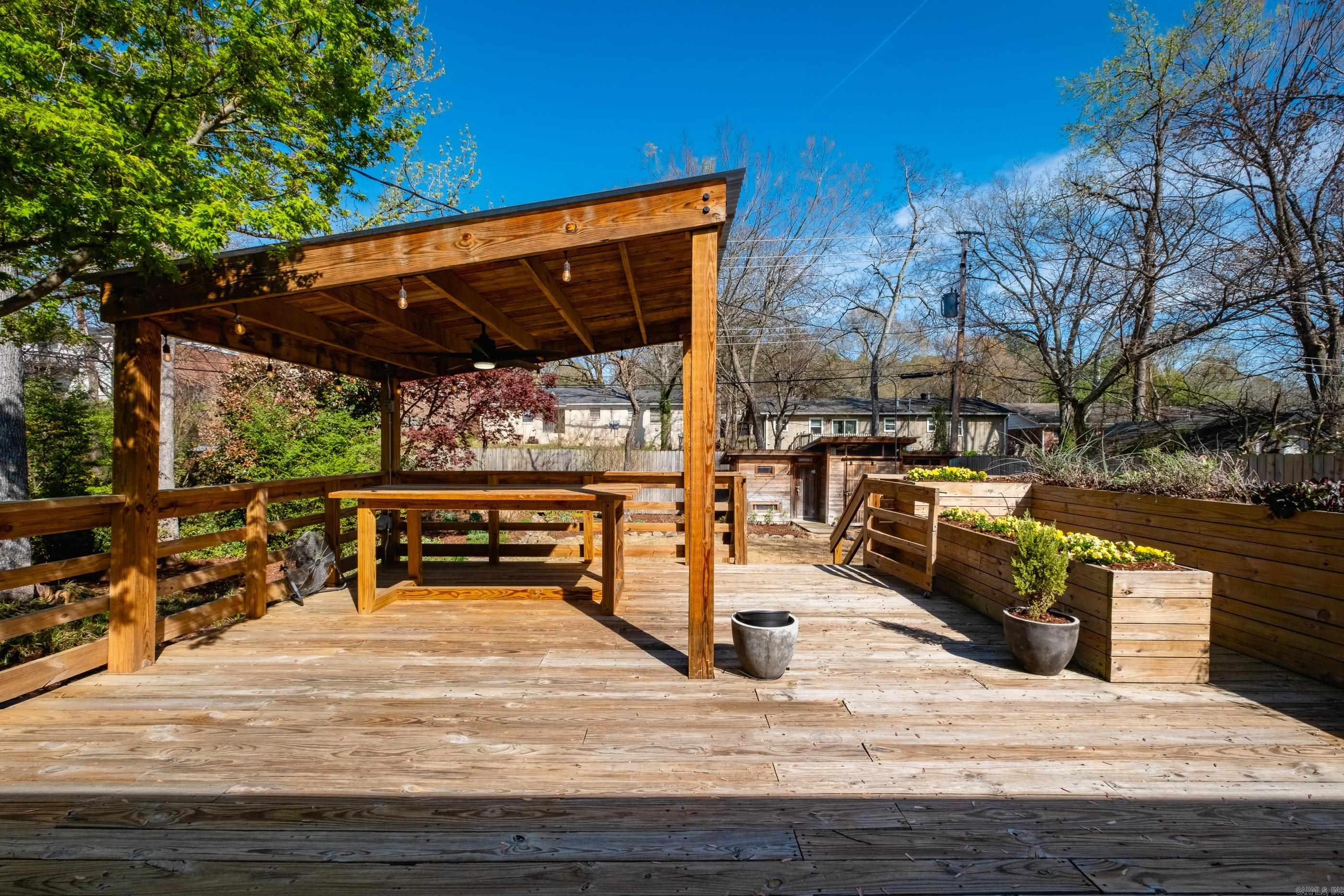 319 Poinsetta Drive