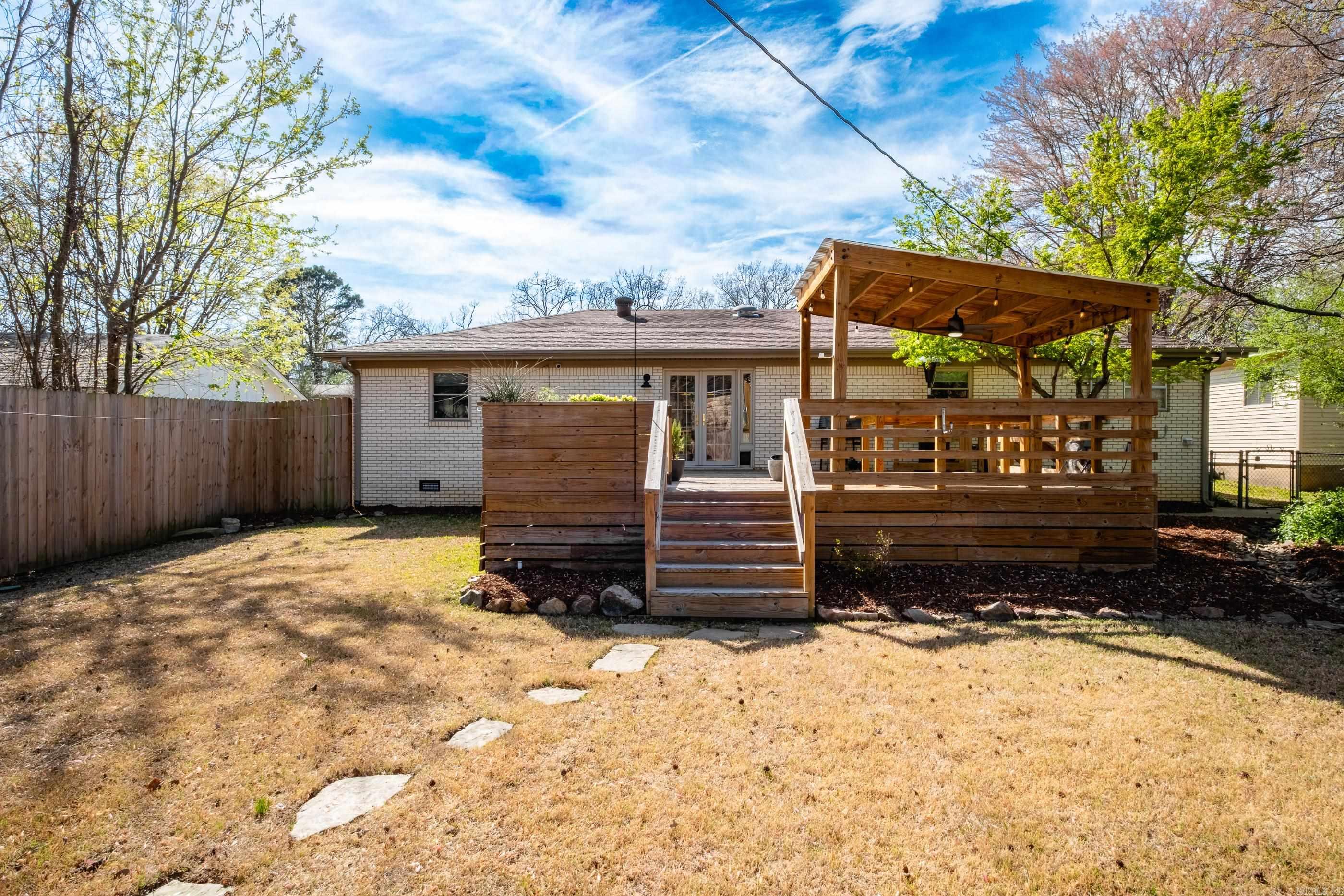 319 Poinsetta Drive