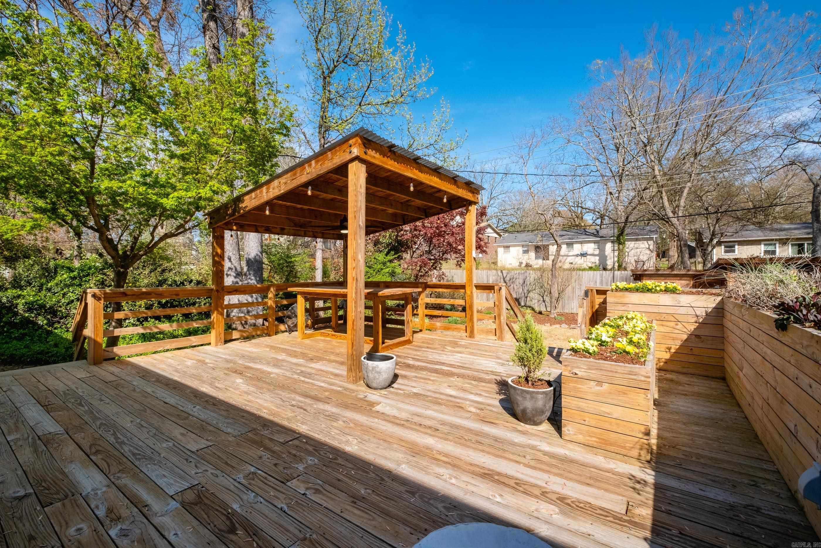 319 Poinsetta Drive