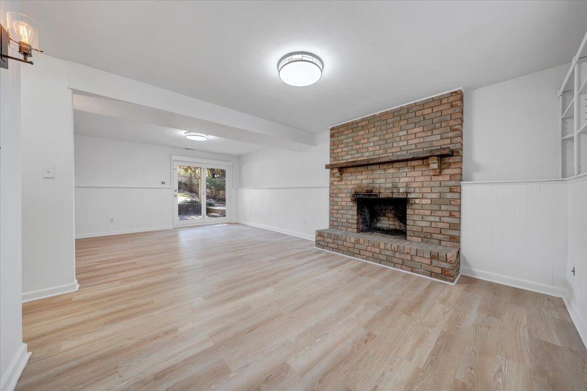 3112 Davis AVE