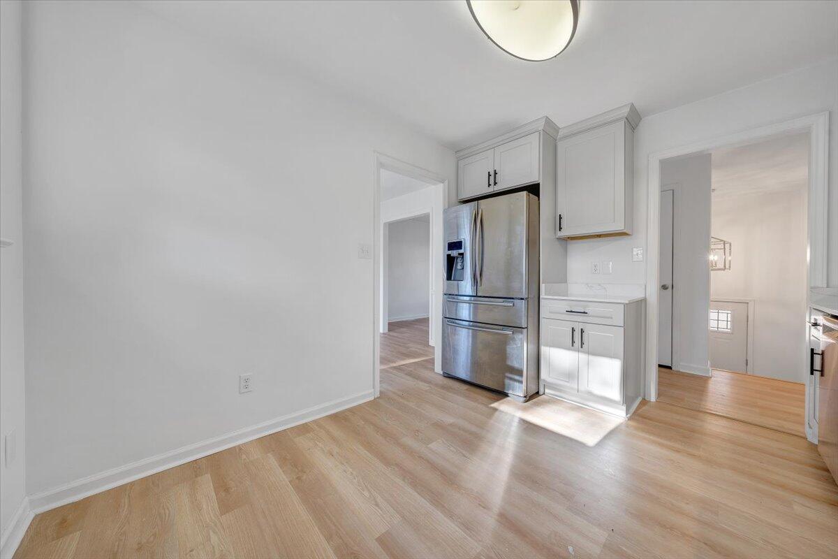 3112 Davis AVE