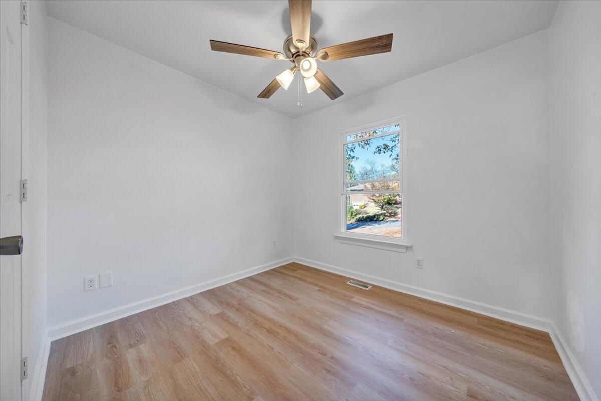 3112 Davis AVE