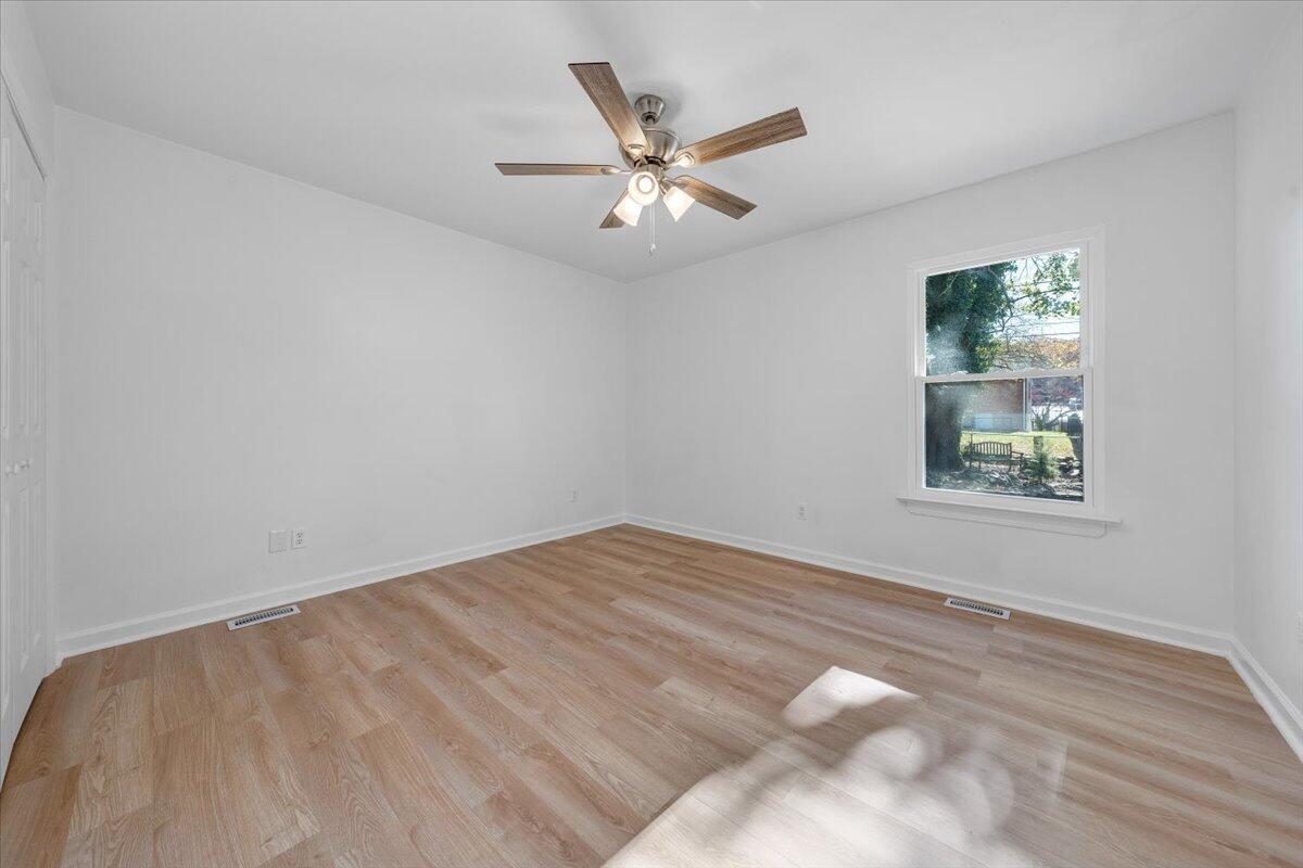 3112 Davis AVE