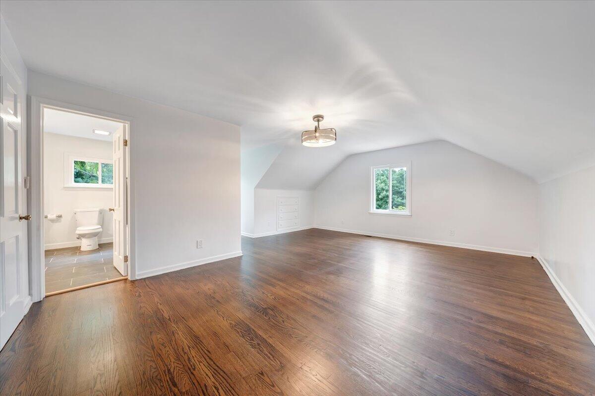 3254 Hastings RD