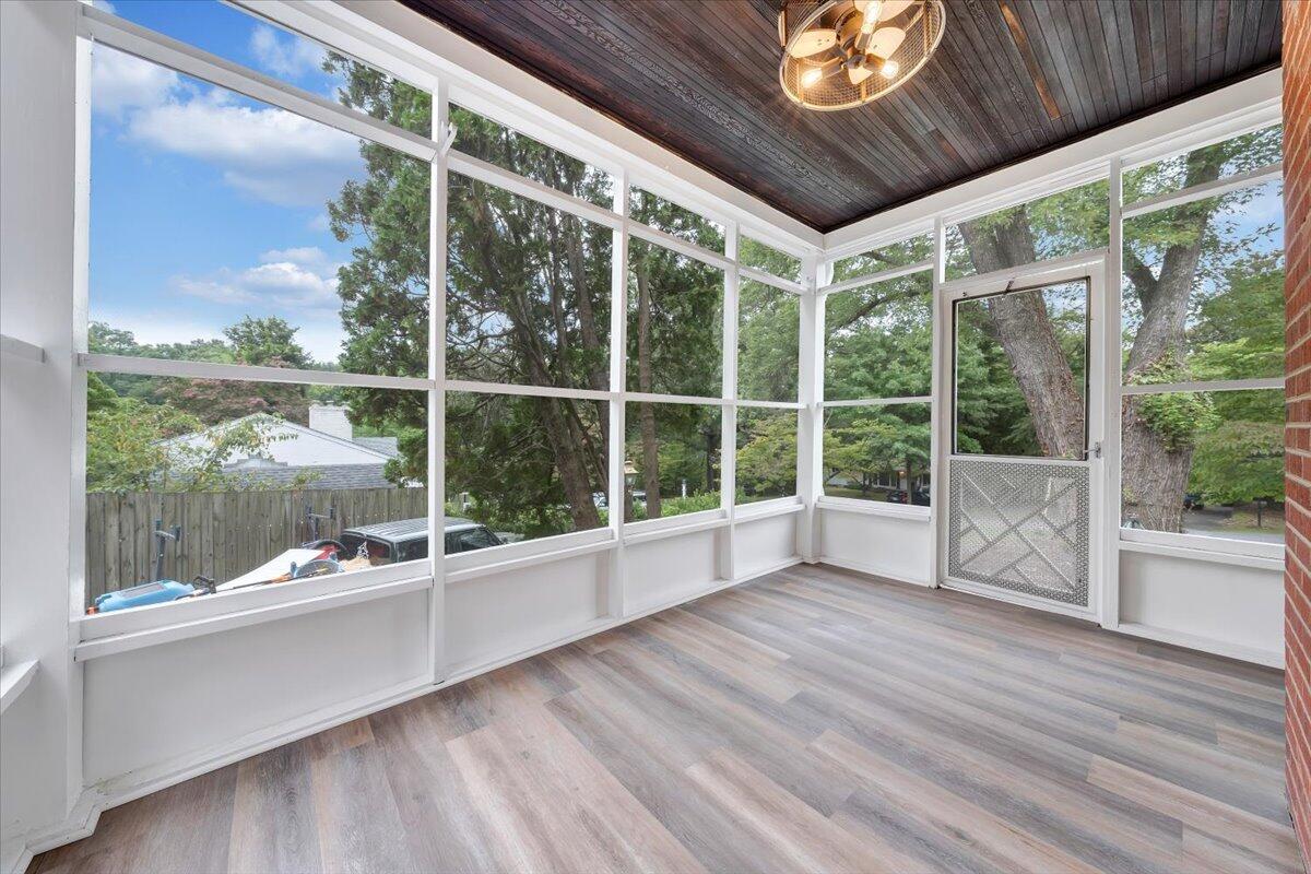 3254 Hastings RD