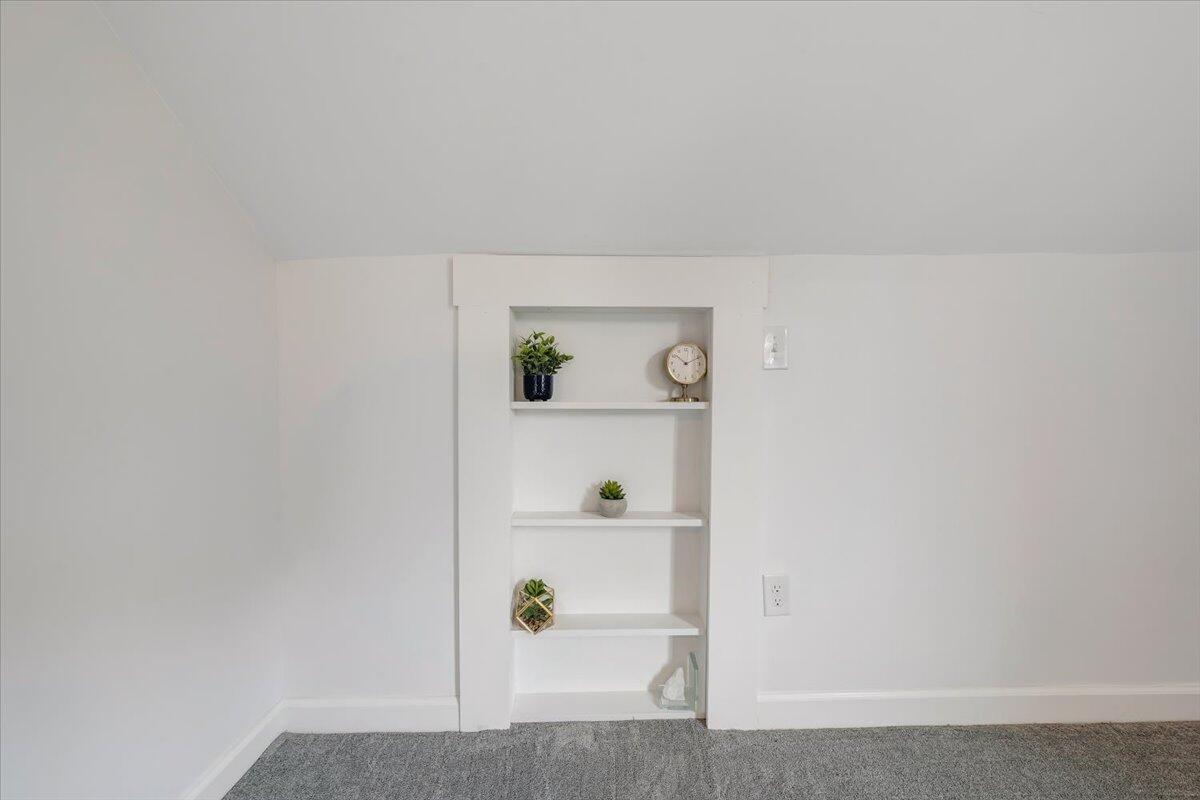 3254 Hastings RD