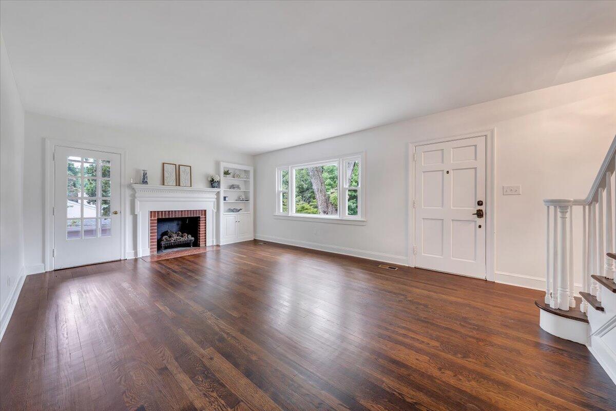 3254 Hastings RD