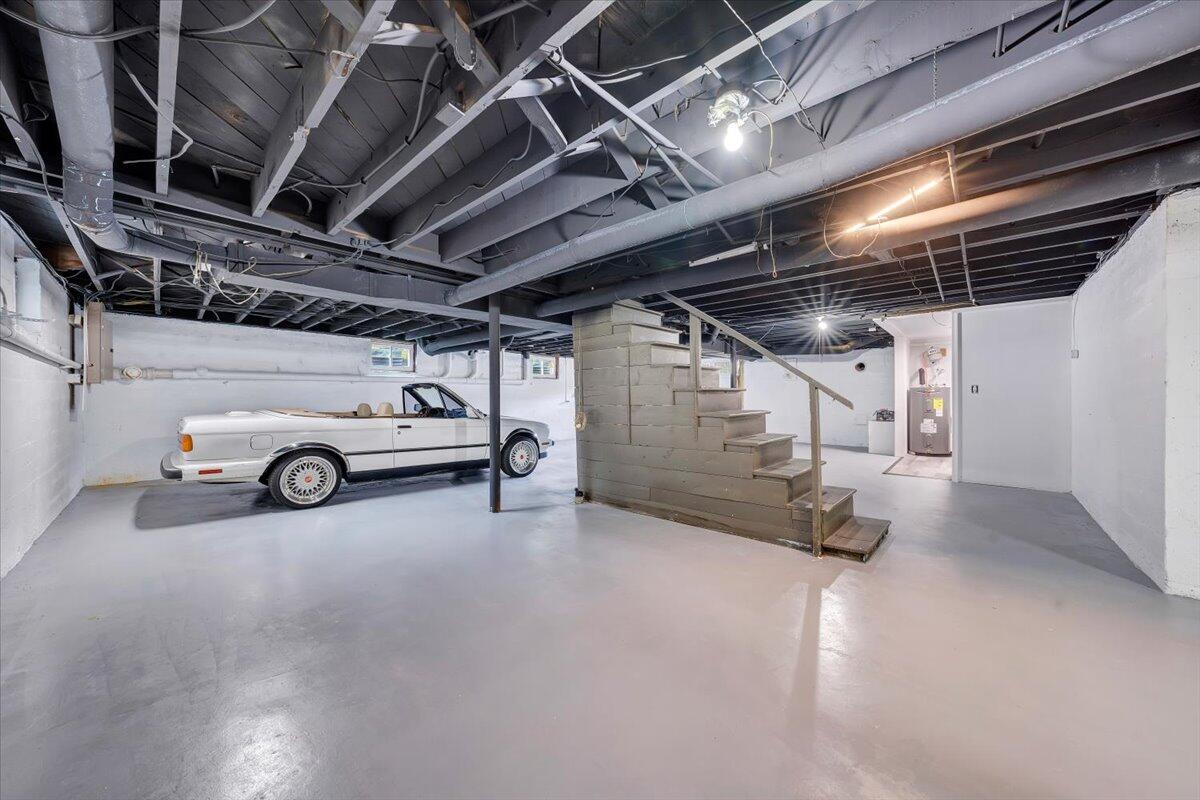3254 Hastings RD