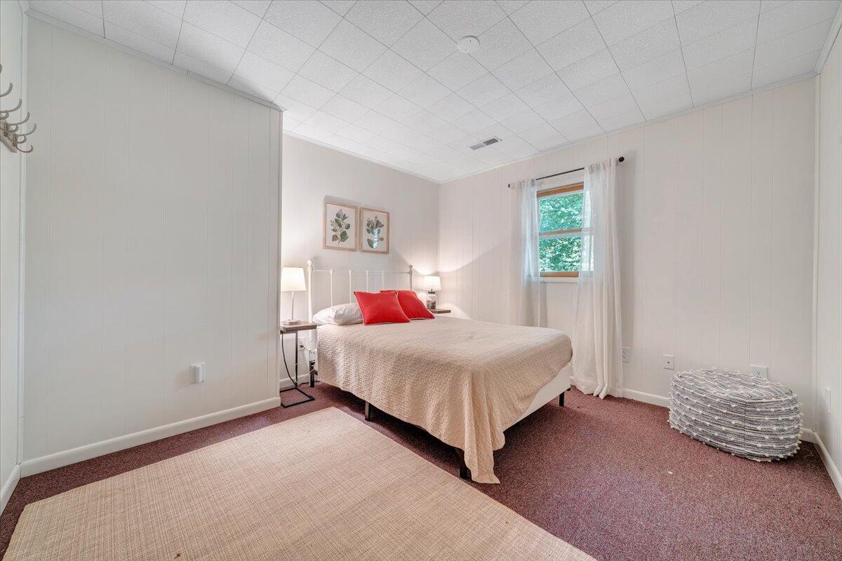 267 Summer LN