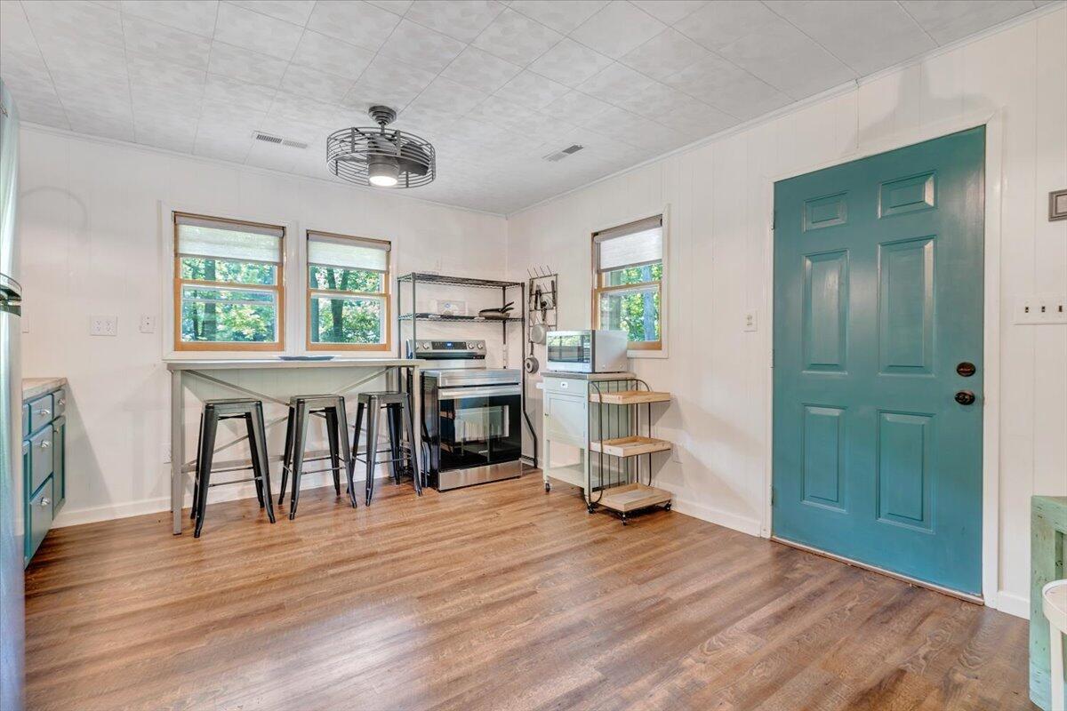 267 Summer LN