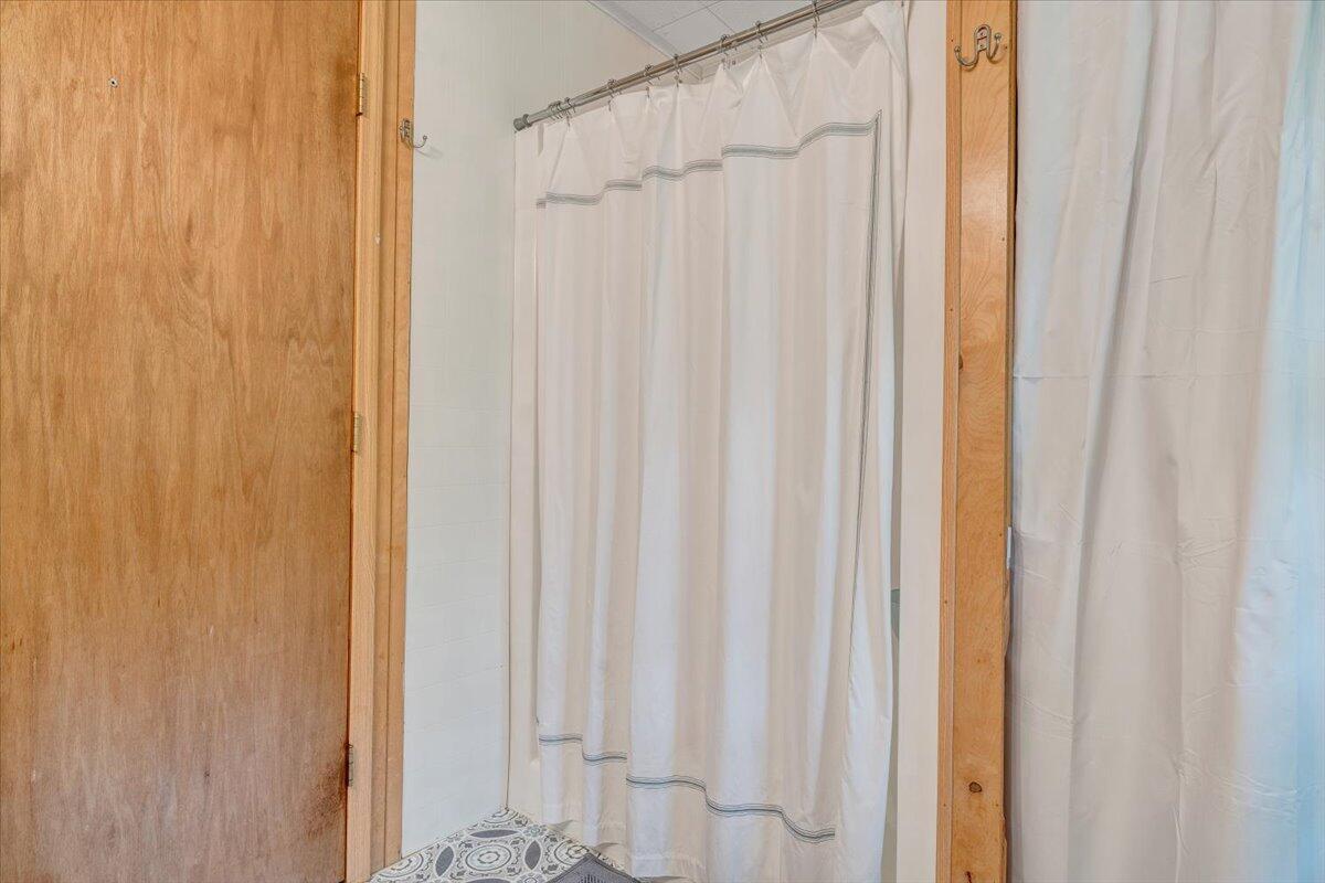 267 Summer LN