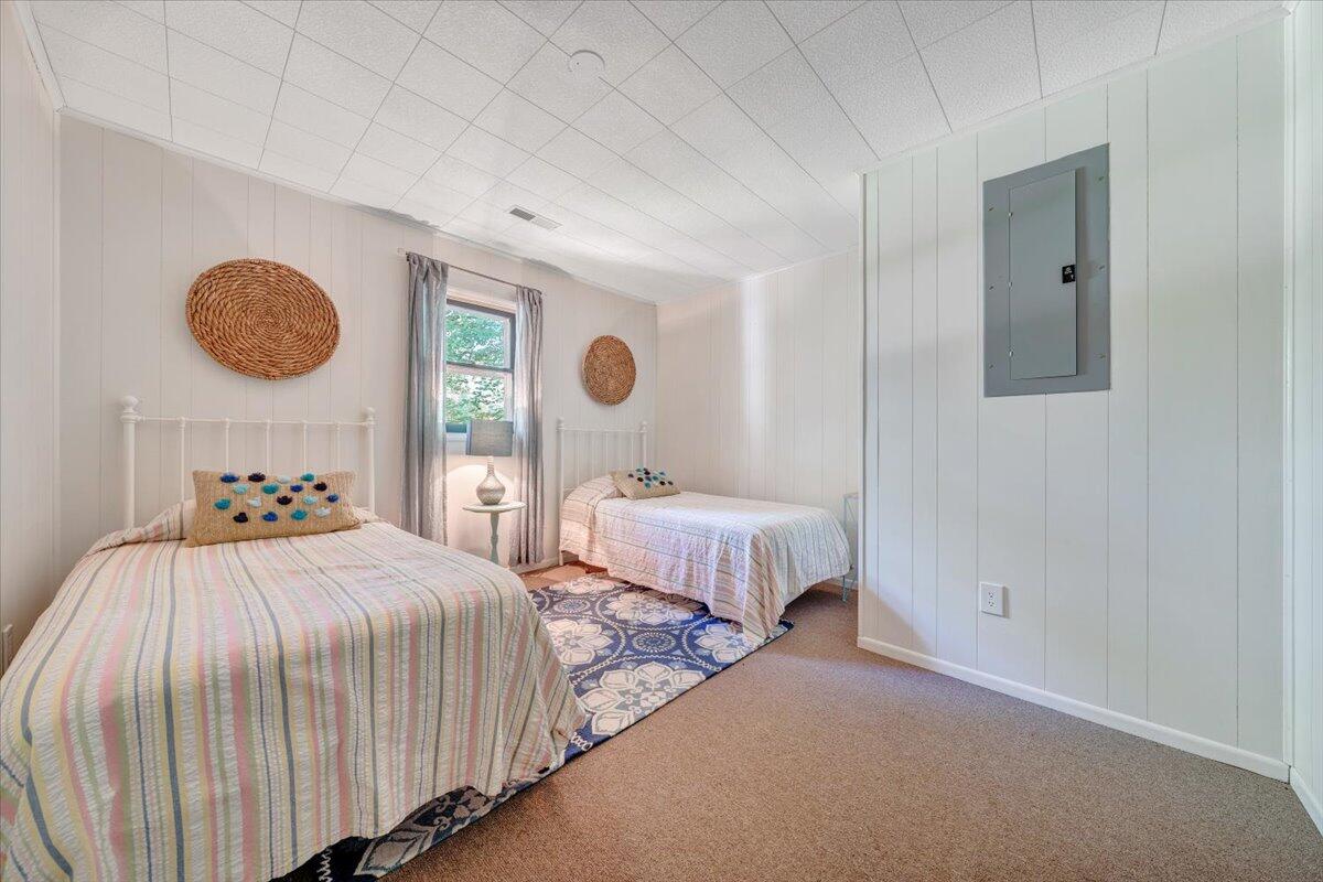 267 Summer LN