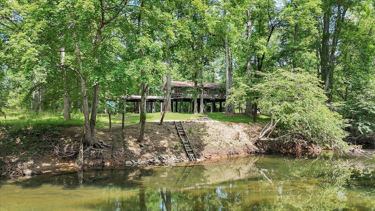 267 Summer LN