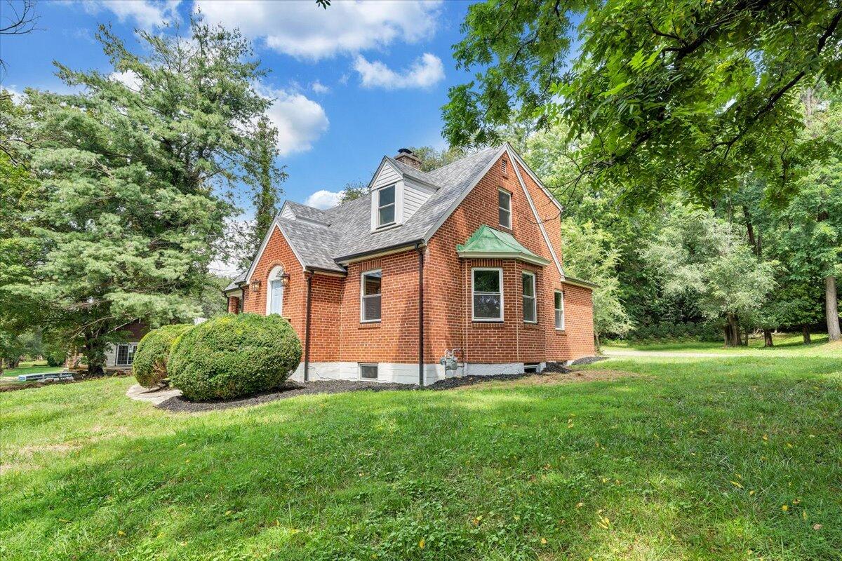 2013 Peters Creek RD NW