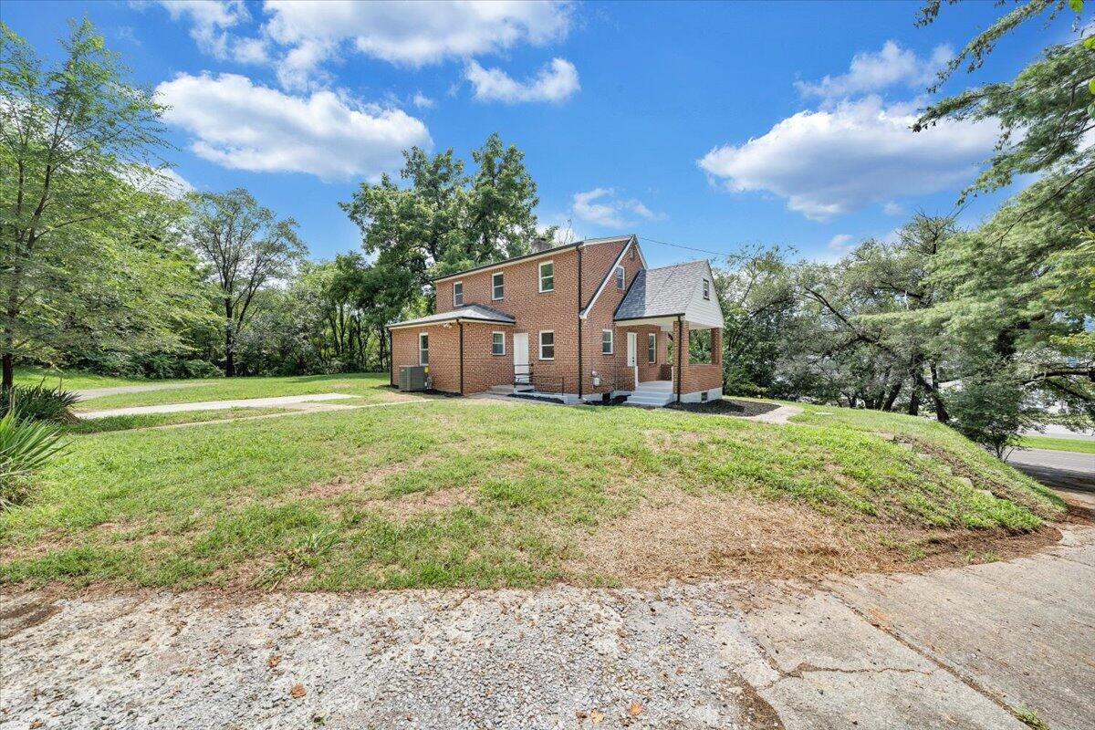 2013 Peters Creek RD NW