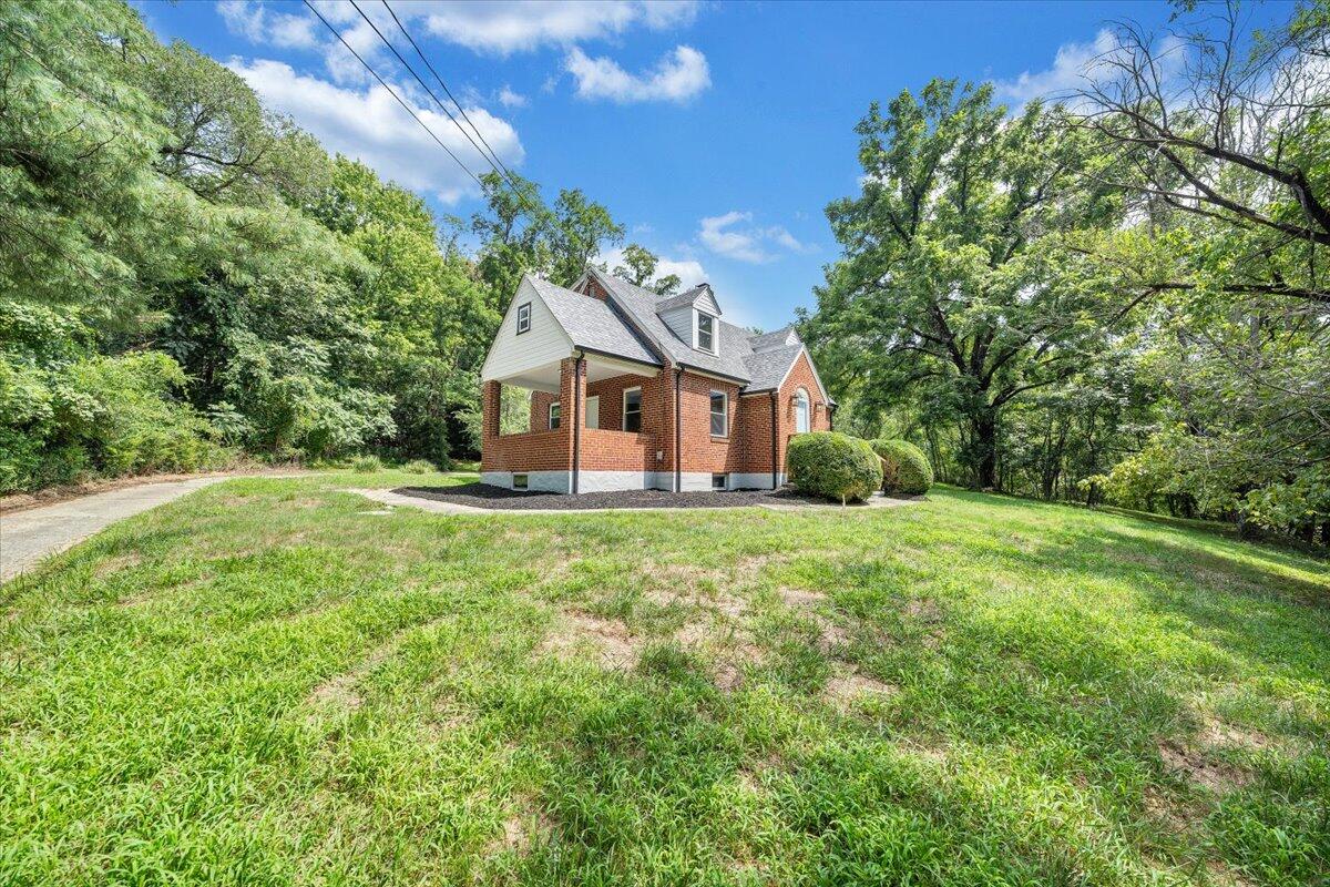 2013 Peters Creek RD NW