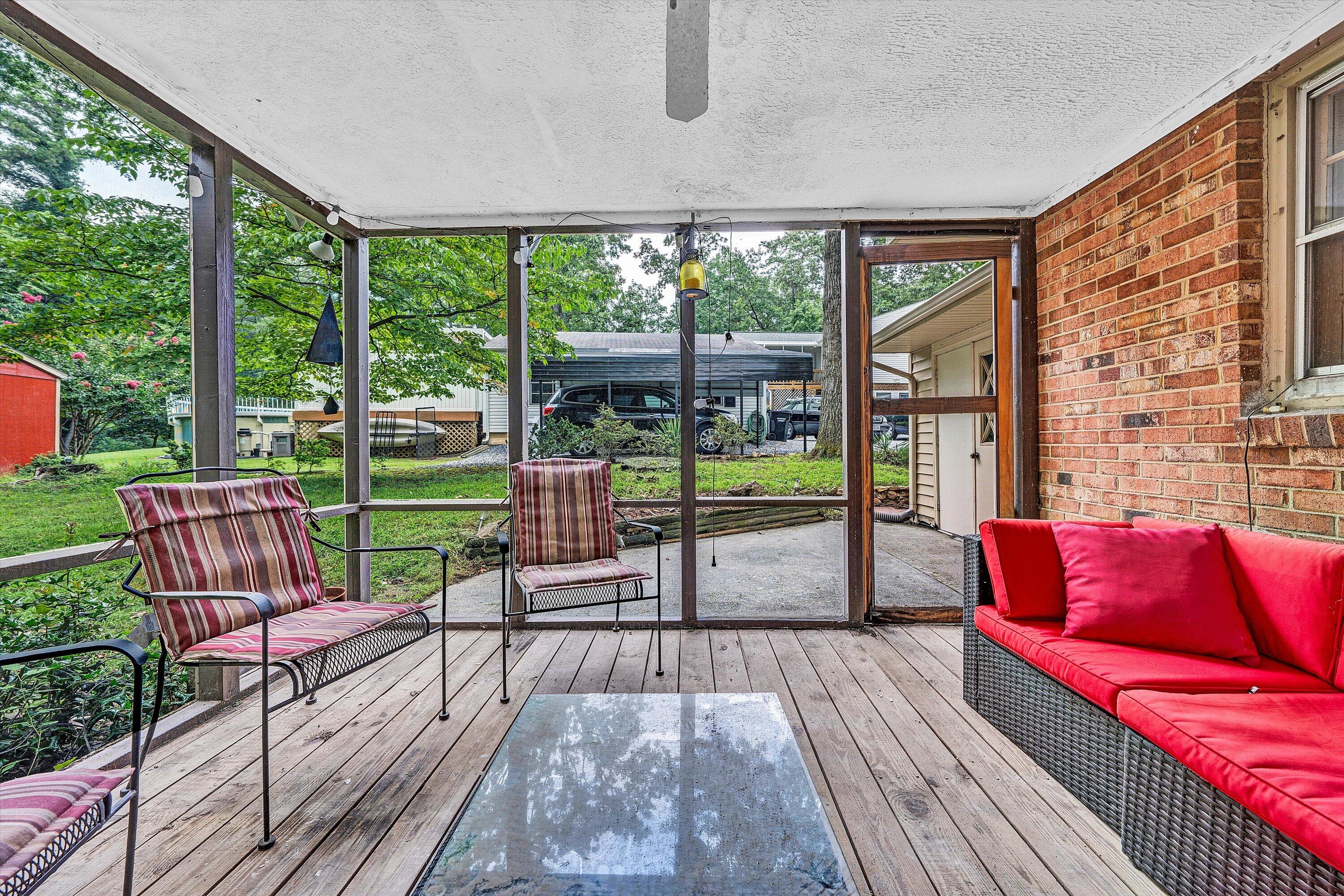 2054 Ruritan RD