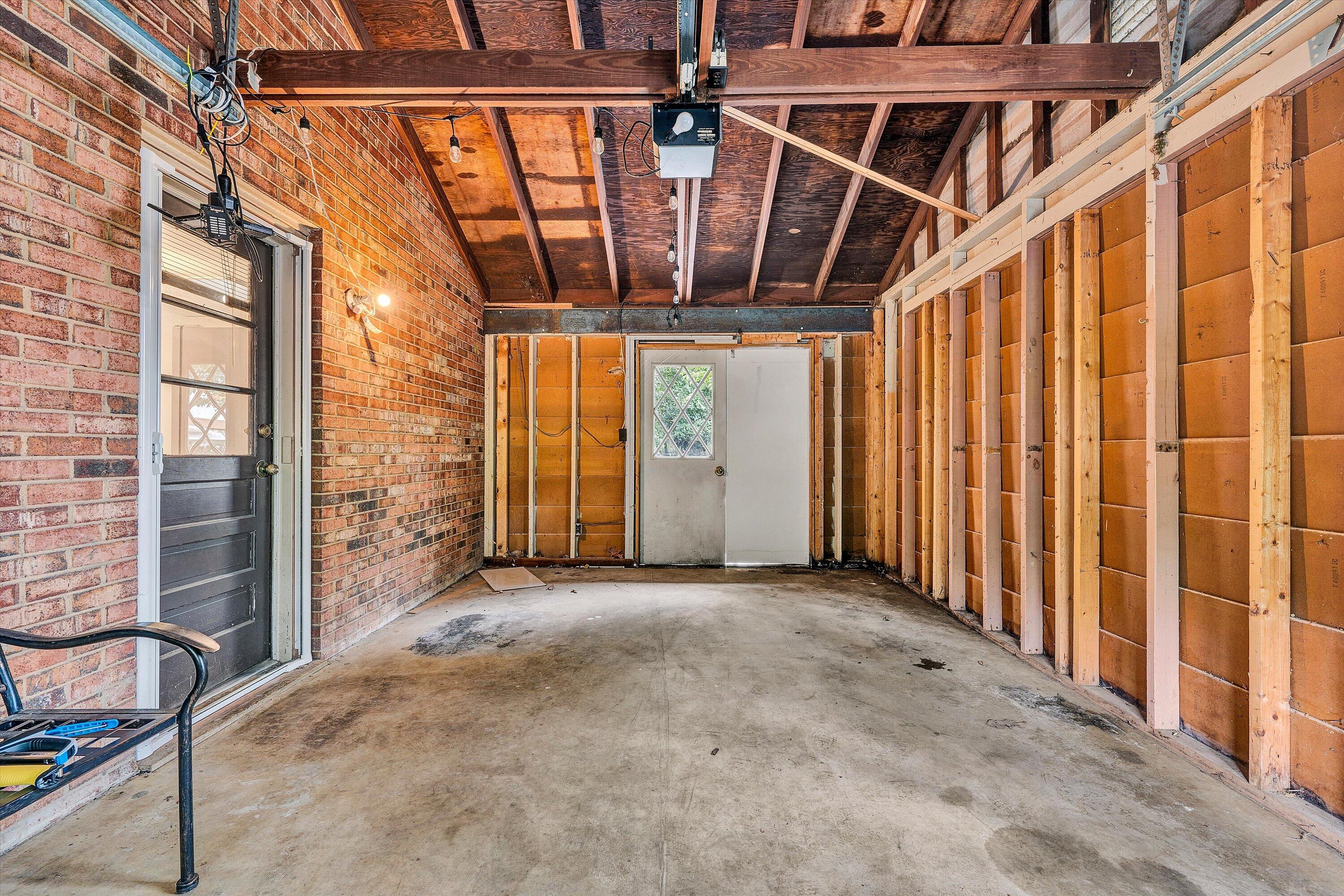 2054 Ruritan RD