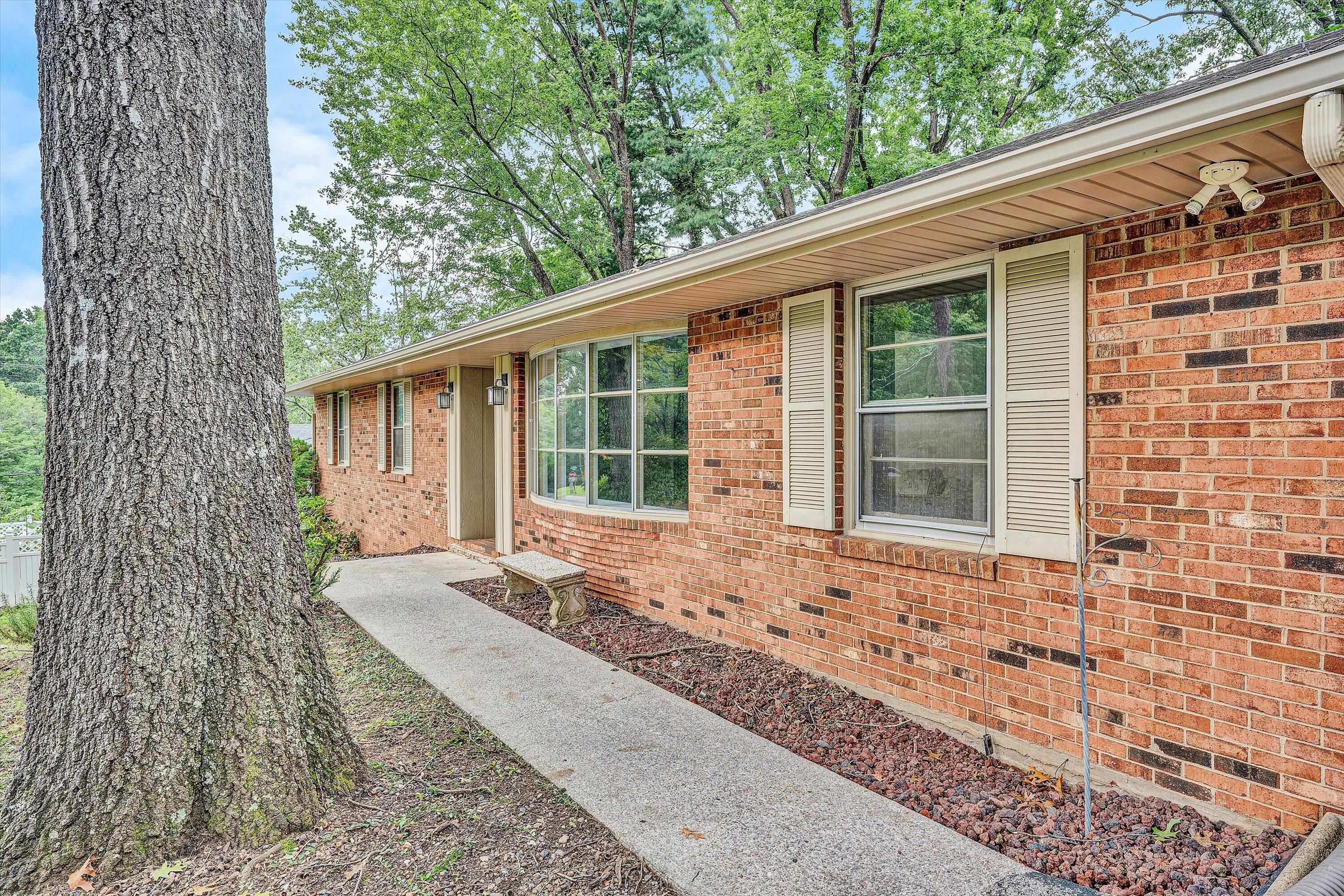 2054 Ruritan RD
