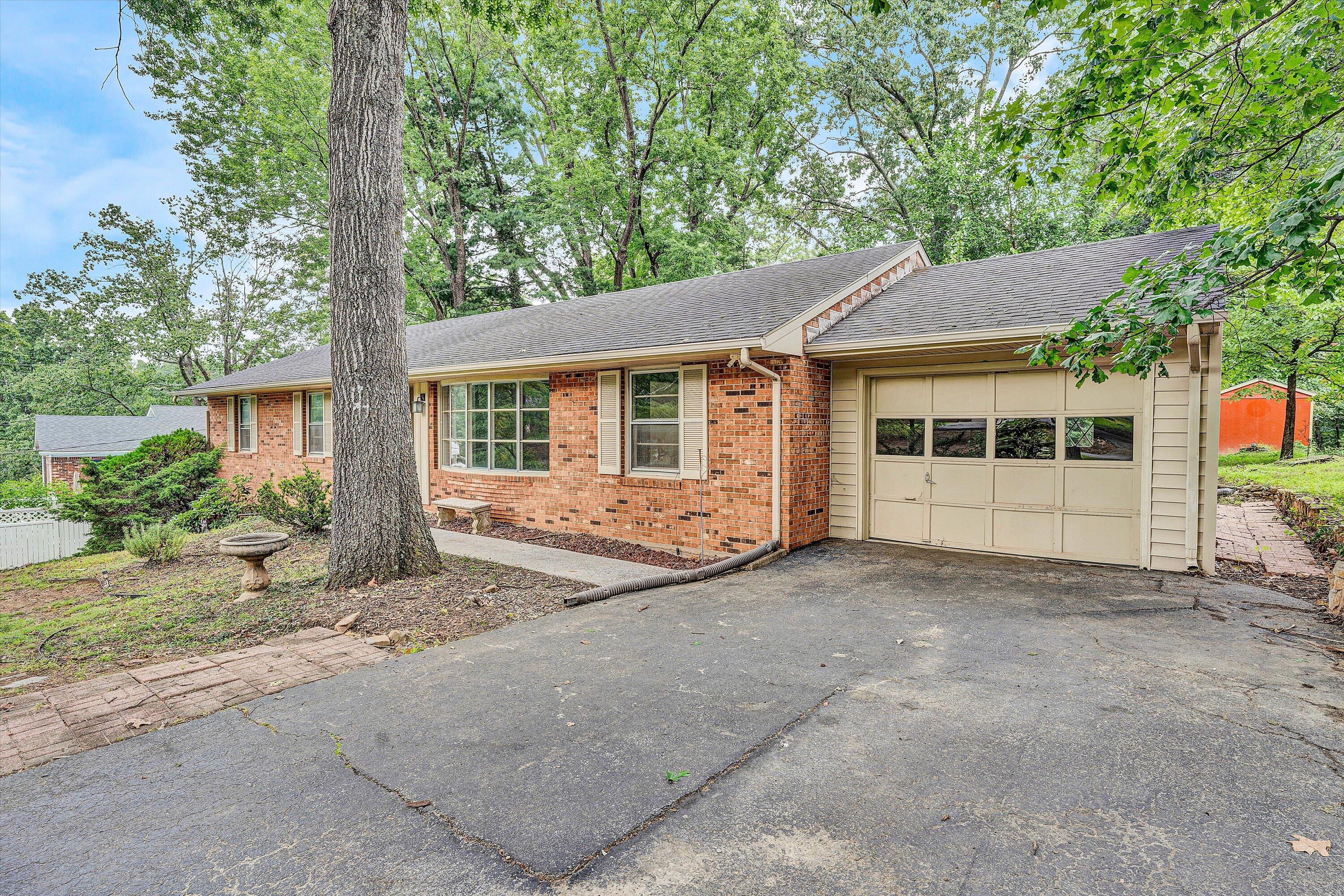 2054 Ruritan RD