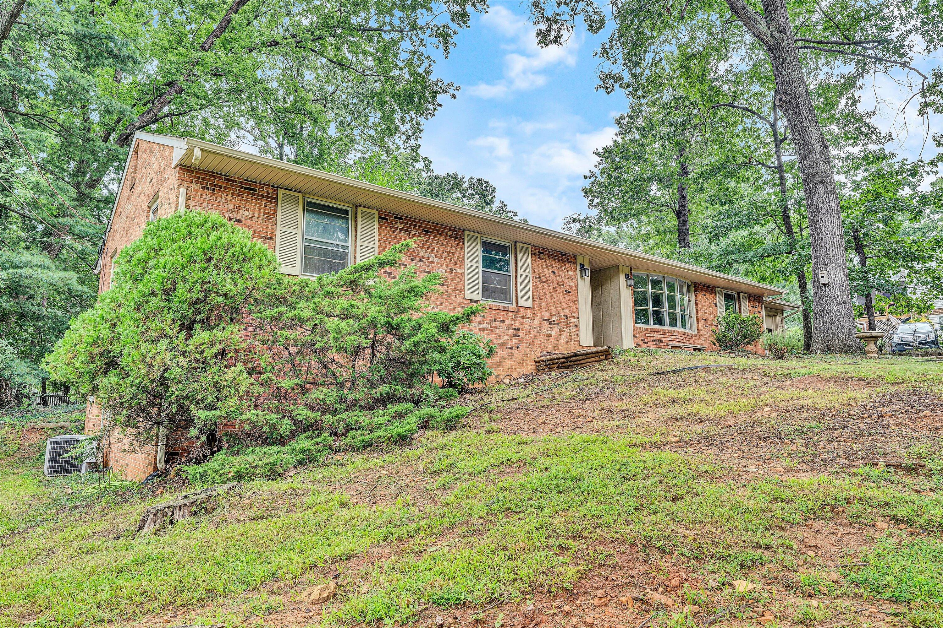 2054 Ruritan RD