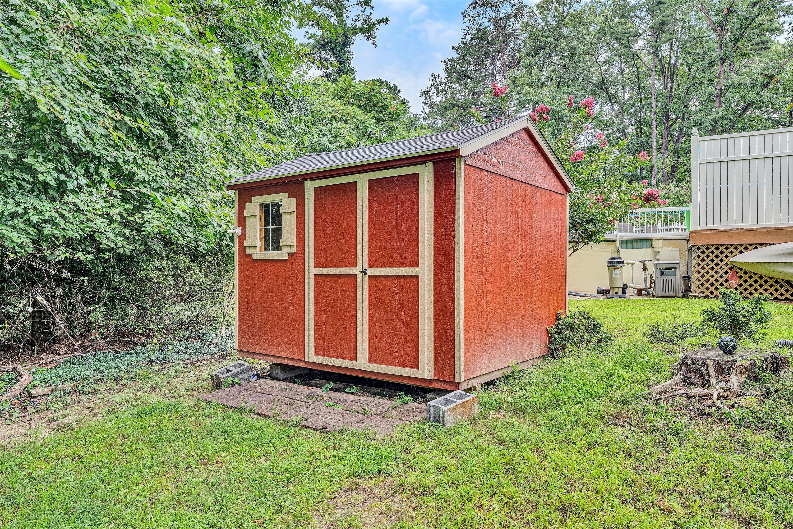 2054 Ruritan RD