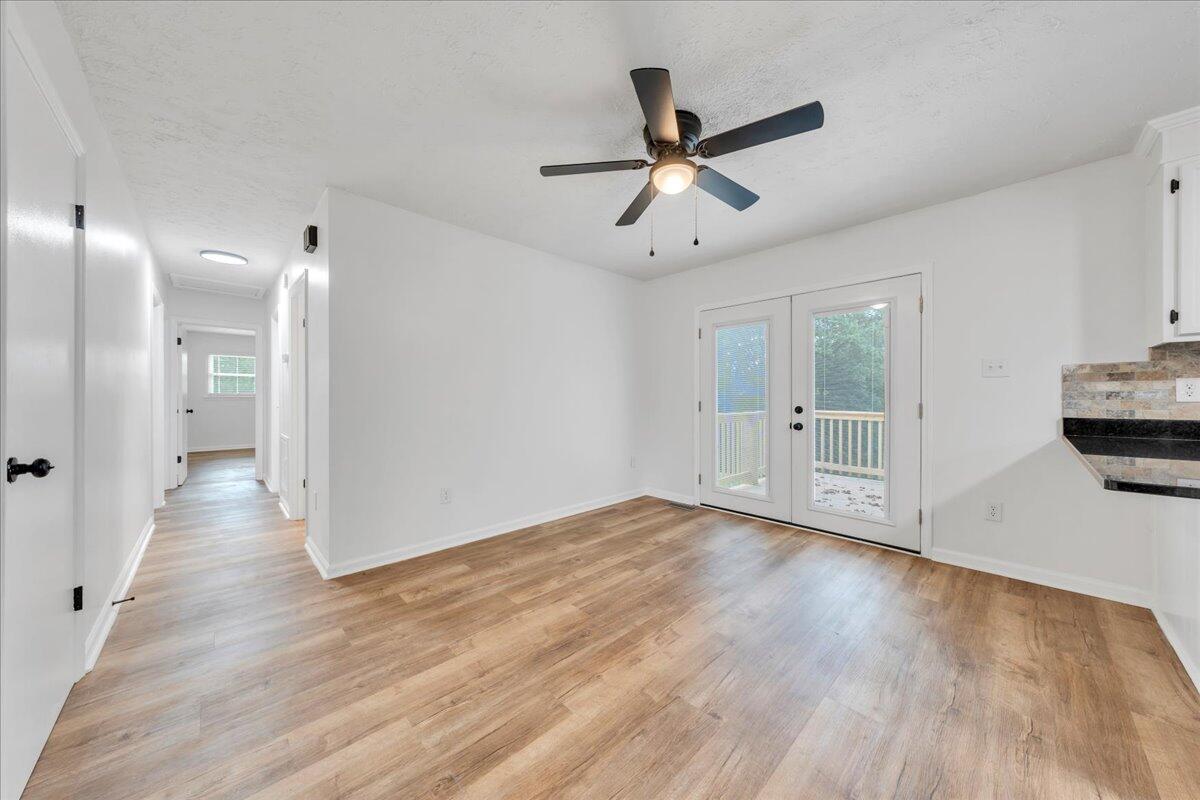 427 Farmington RD