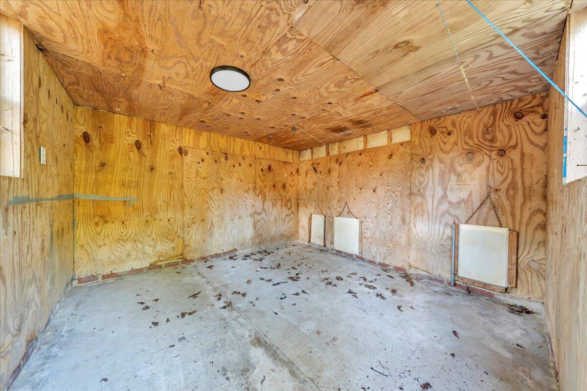 427 Farmington RD